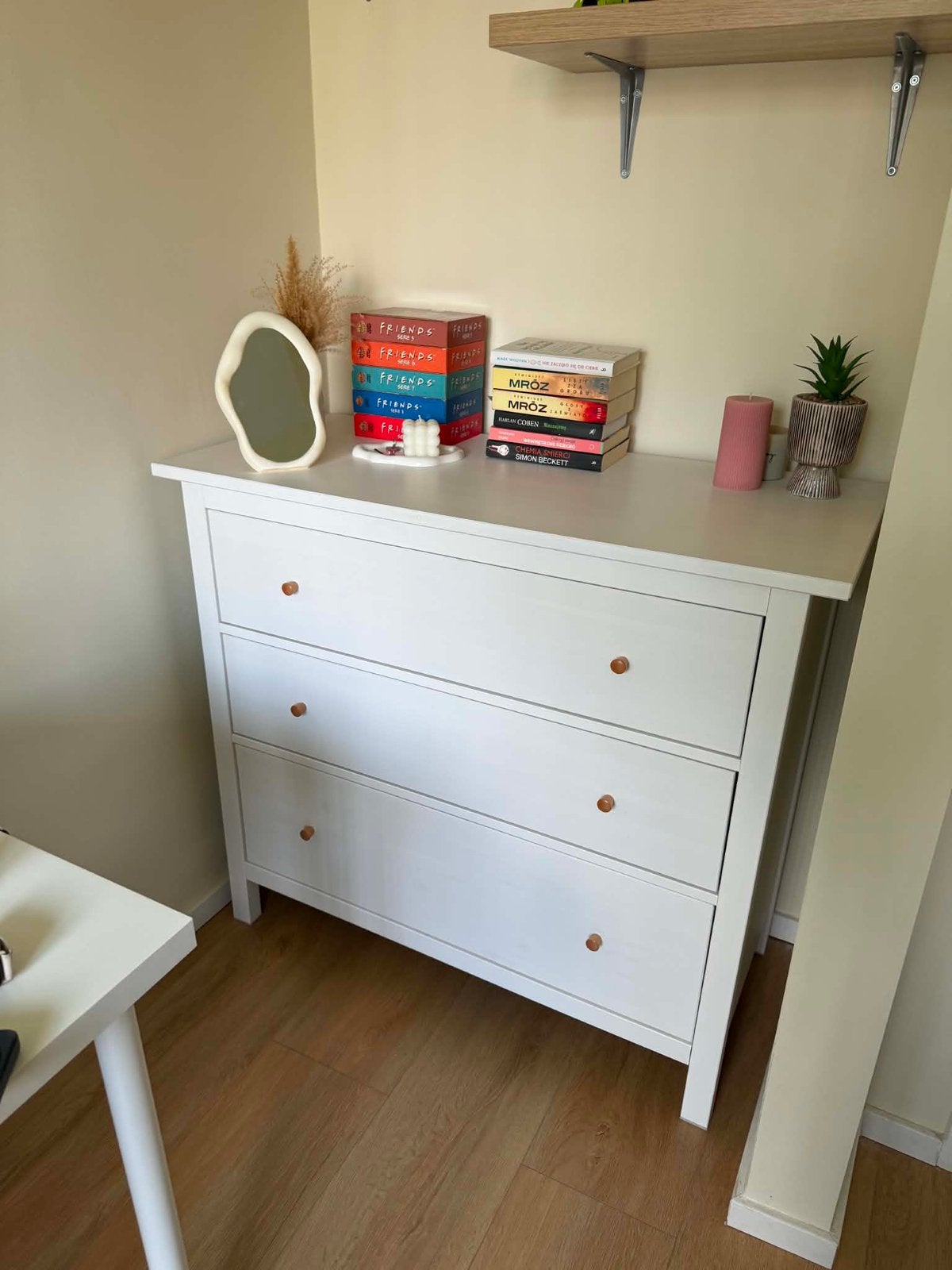 Ikea hemnes ledekast, Ophalen, Zo goed als nieuw, 25 tot 50 cm, Minder dan 100 cm