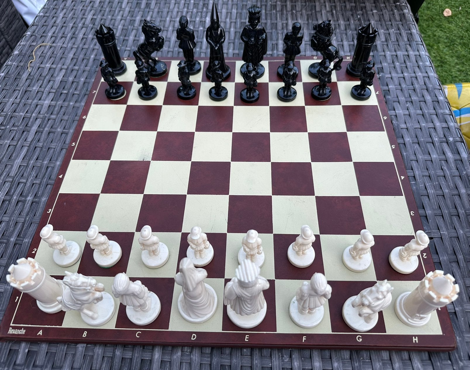 Middeleeuwse schaakspel, Een of twee spelers, Ophalen, Gebruikt