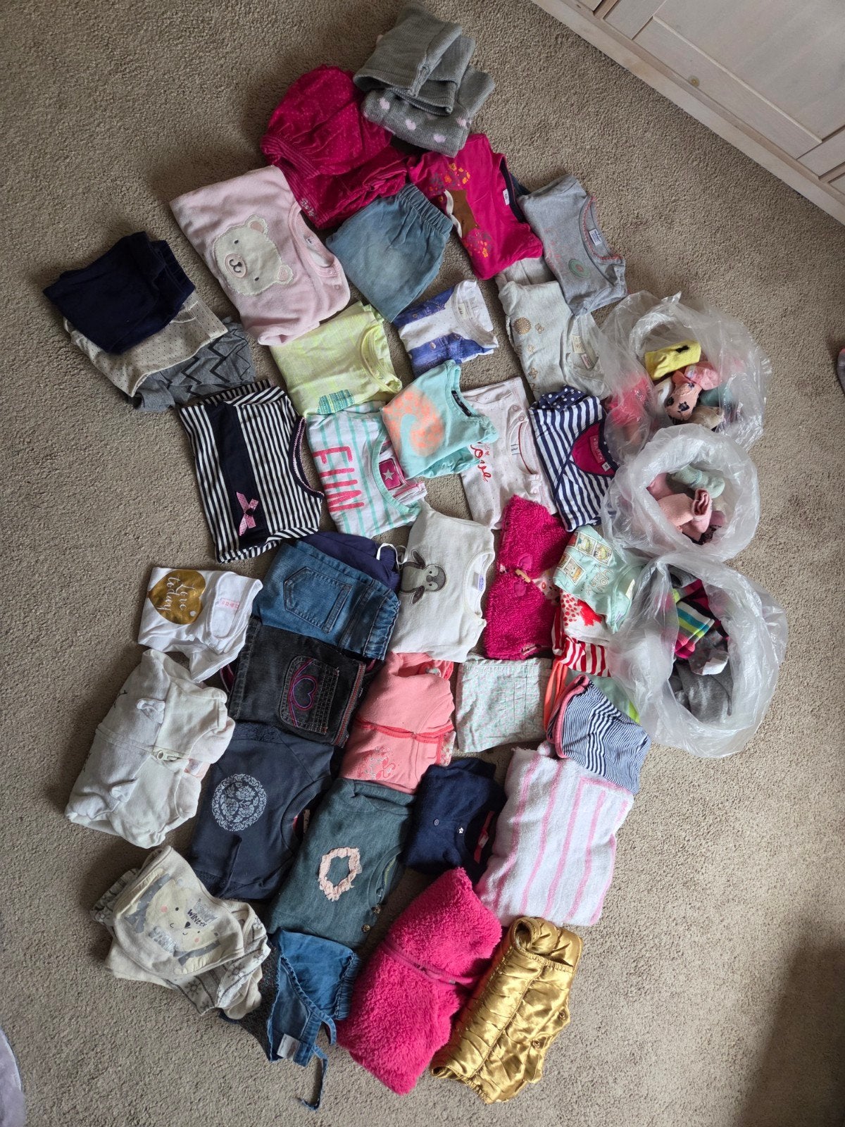 Bananendoos vol babykleding maat 62/68, Ophalen of Verzenden, Zo goed als nieuw, Jongetje of Meisje
