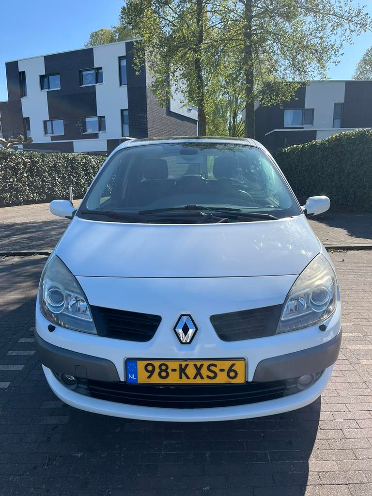 Renault Grand Scenic 2.0 16V AUT E4 2007 Wit, 1998 cc, Stof, 4 cilinders, Wit