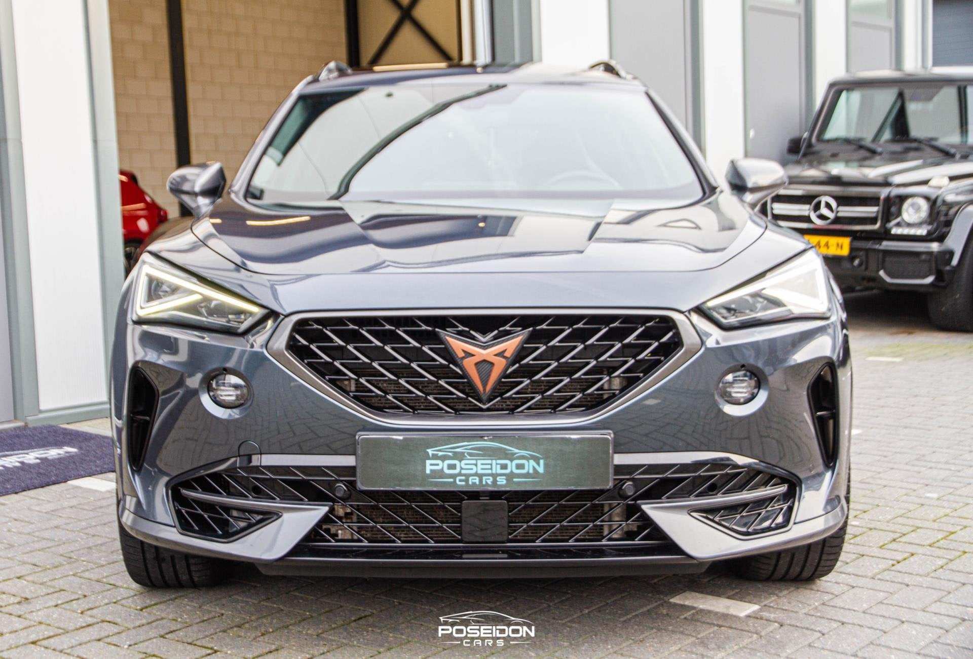 Cupra FORMENTOR 2.0 TSI 4DRIVE PANO | MEMORY | A.CAMERA | AC, Auto's, Automaat, Dealer onderhouden, 4 cilinders, Leder en Stof