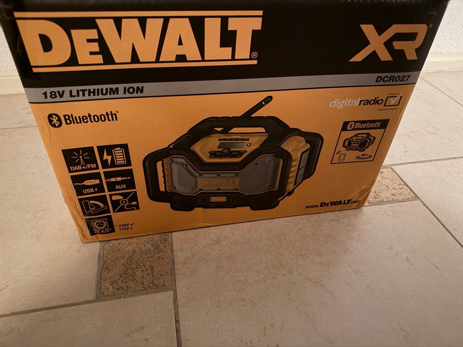 Dewalt DCR027 XR 18V Lithium Ion Bouwradio met Bluetooth, Ophalen of Verzenden, Nieuw, Bouwradio