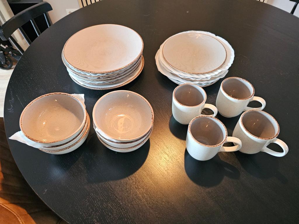 Servies Cosy & Trendy, Huis en Inrichting, Ophalen, Zo goed als nieuw, Overige stijlen, Aardewerk