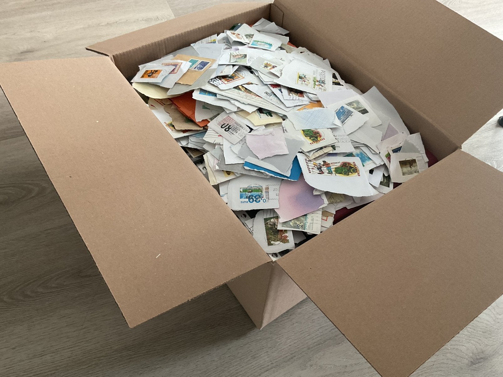 Doos partij postzegels, Ophalen of Verzenden, Nederland en Buitenland