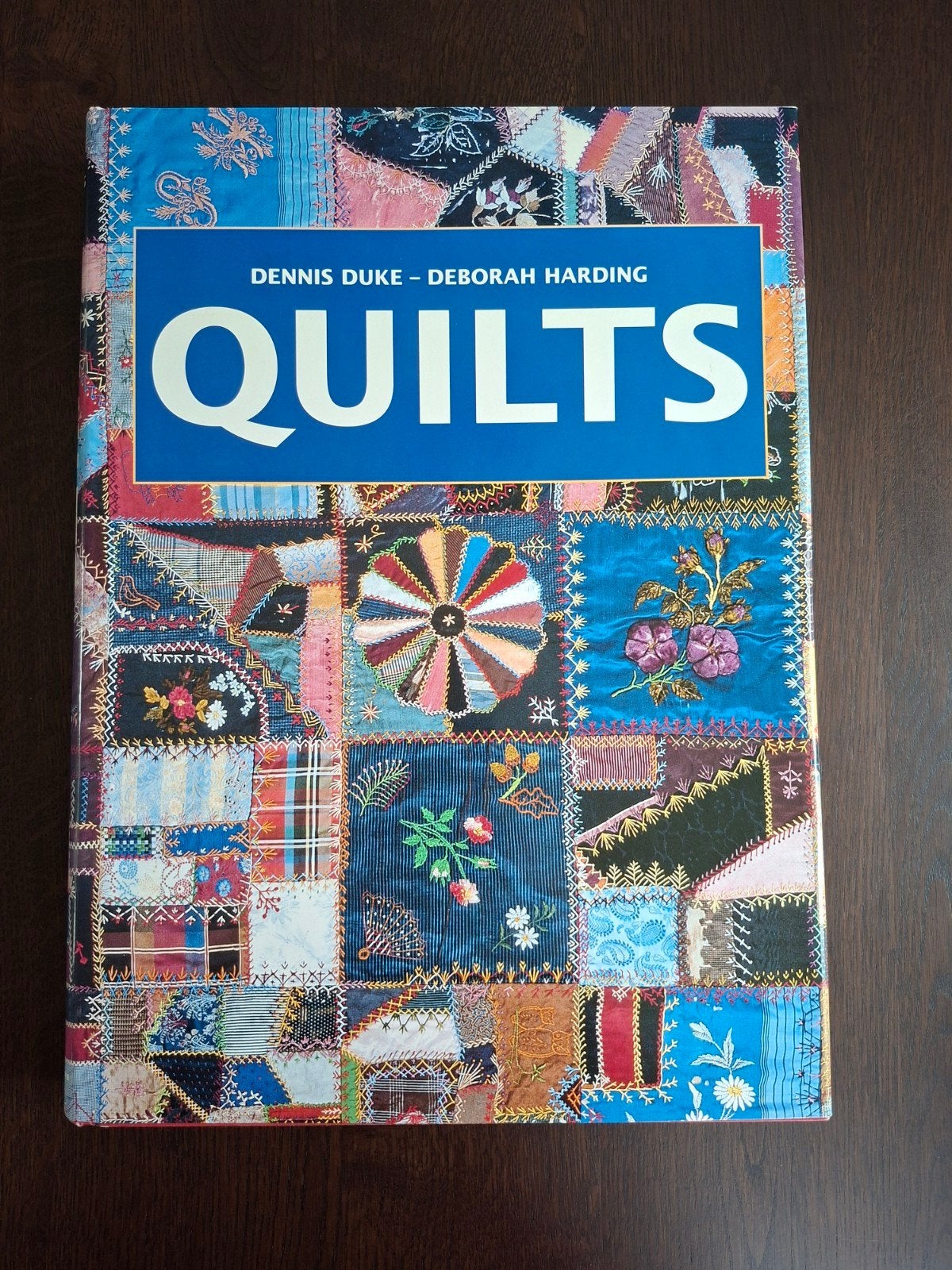 Quilts - Dennis Duke & Deborah Harding, Gelezen, Dennis Duke & Deborah Harding, Ophalen of Verzenden, Overige onderwerpen