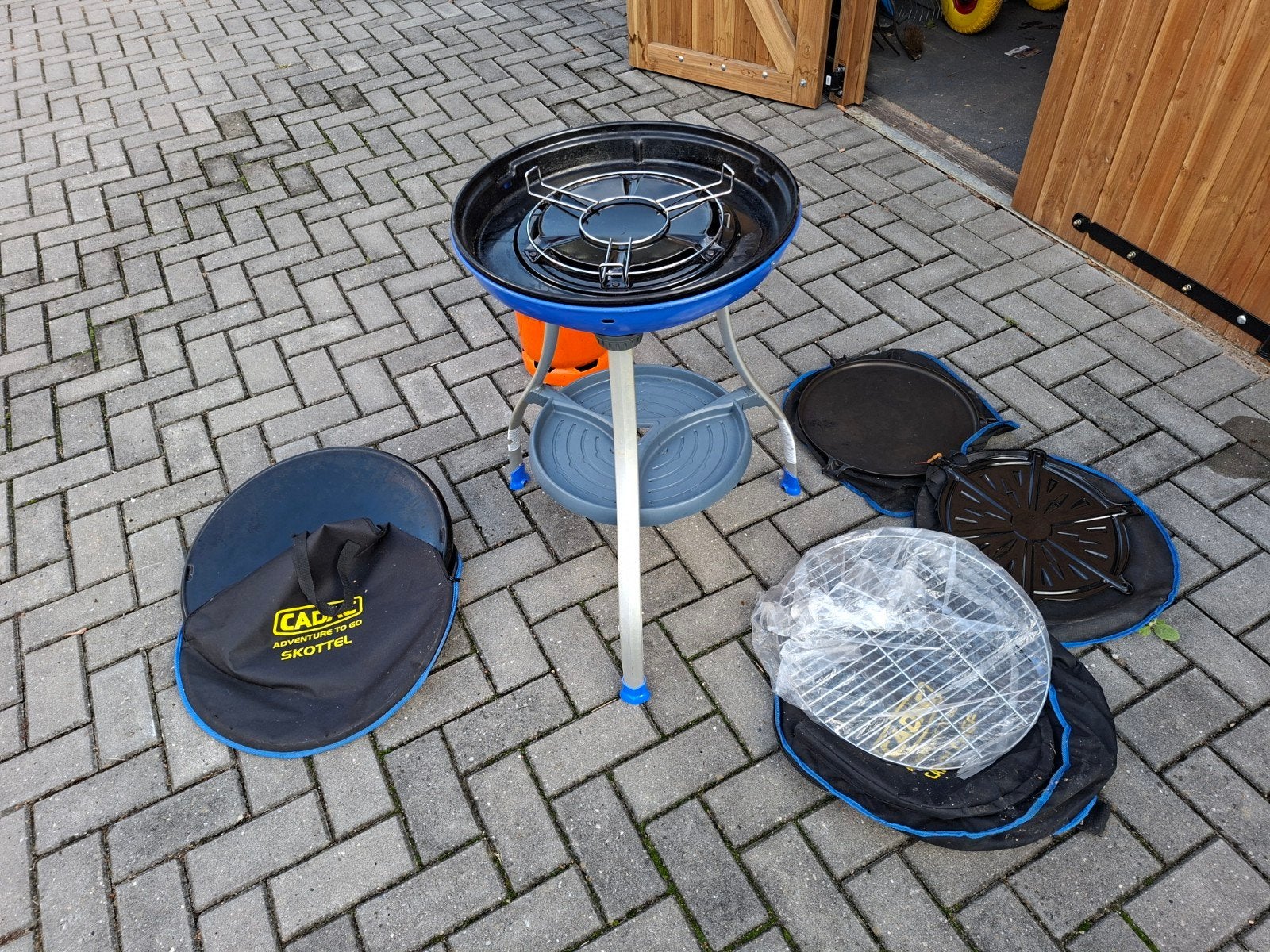 cadac skottelbraai compleet., Tuin en Terras, Gasbarbecues, Ophalen, Gebruikt, Cadac carri chef