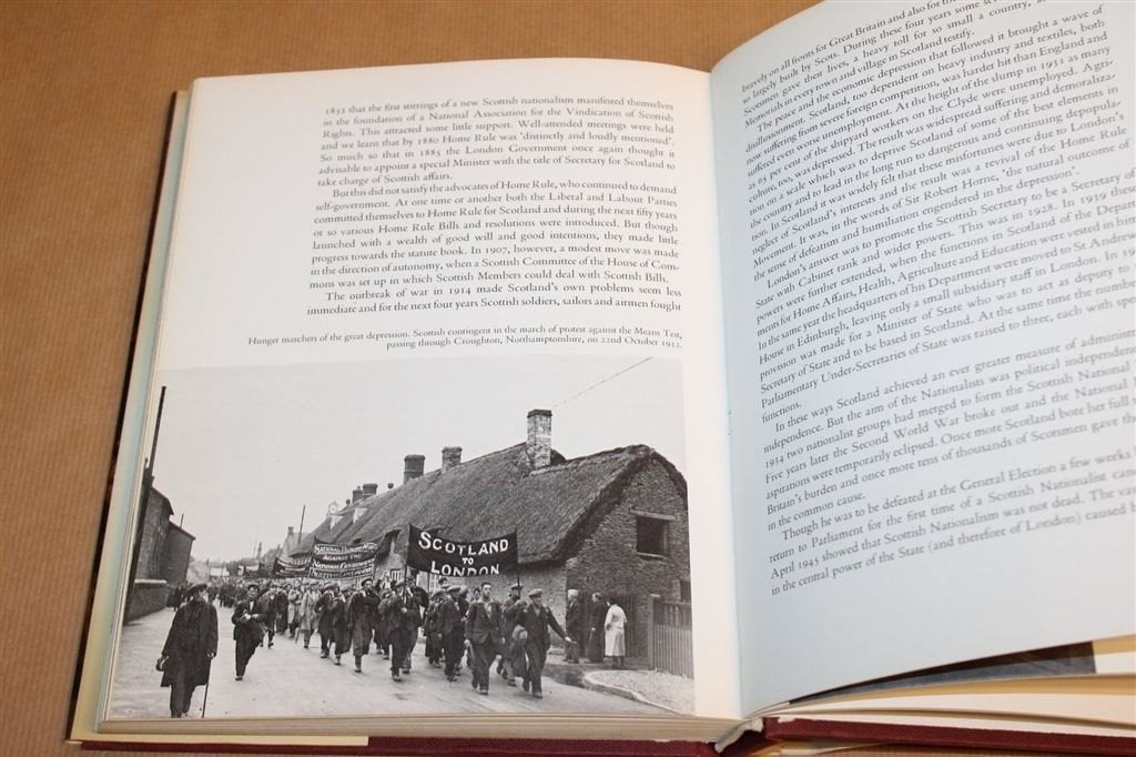 Geschiedenis van Schotland — Met 231 Illustraties [EN], Ophalen of Verzenden, Gelezen, Europa