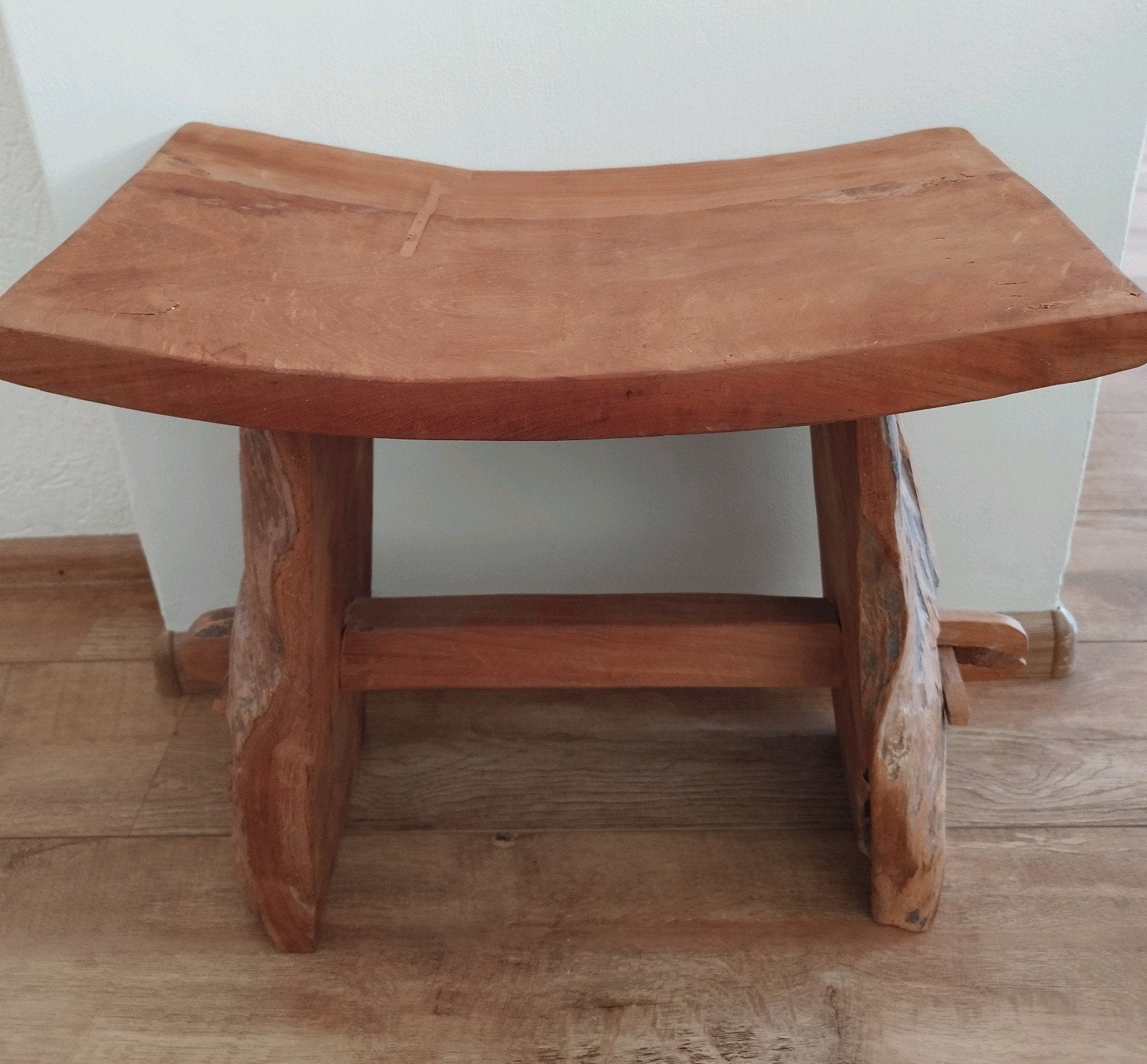 Japandi Robuust teakhout bankje zadelkruk 51x30x49cm, Ophalen of Verzenden, Nieuw, Hout