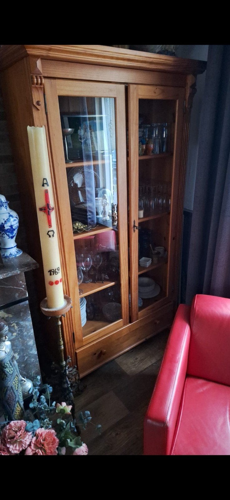 Gratis Grenen Vitrinekast - Klassiek en Ruim, Huis en Inrichting, Gebruikt, Met deur(en), Klassiek, Landelijk, 150 tot 200 cm