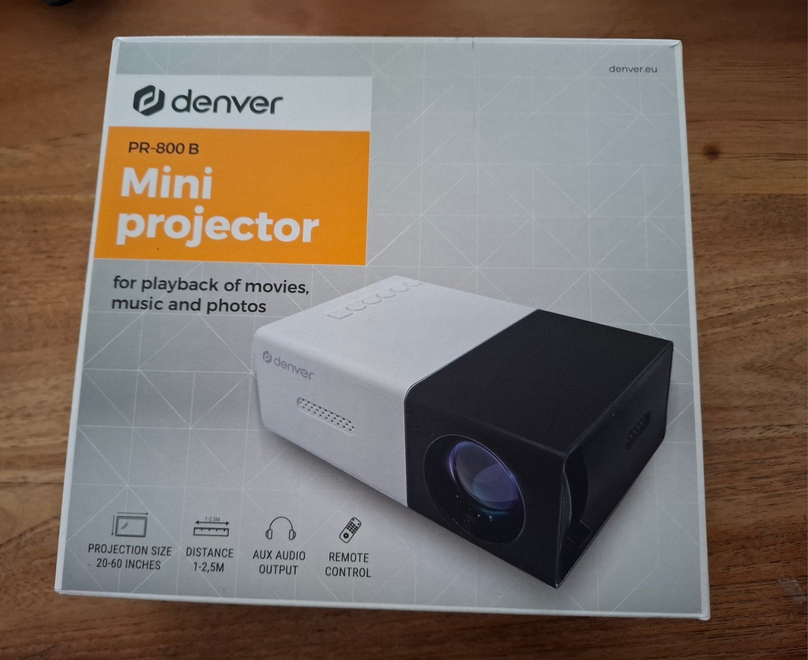 Mini projector, Ophalen of Verzenden, Zo goed als nieuw, LED