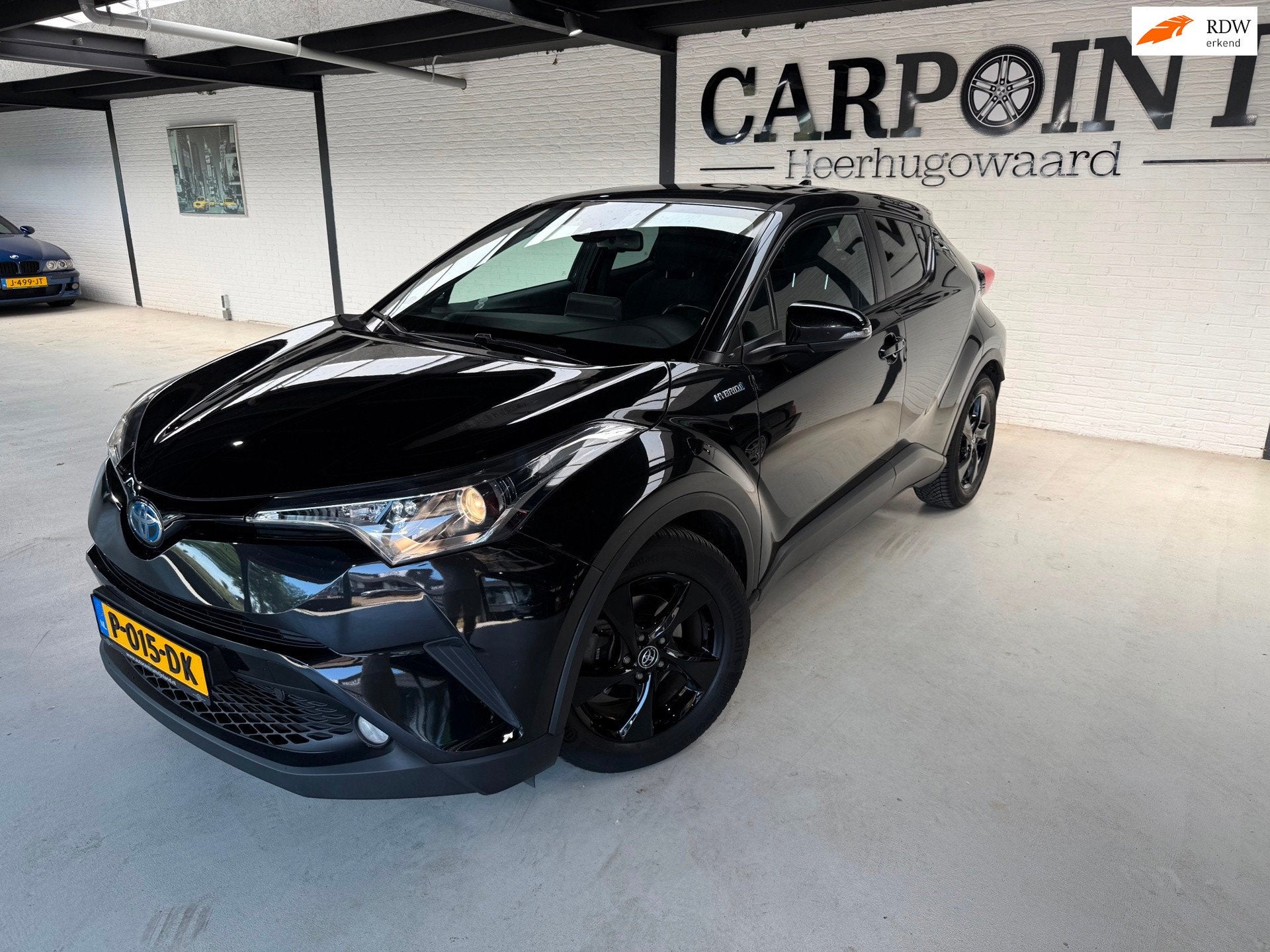 Toyota C-HR 1.8 Hybrid Active 2018 Camera Cruise Navi Line a, Euro 6, 4 cilinders, Zwart, 98 pk