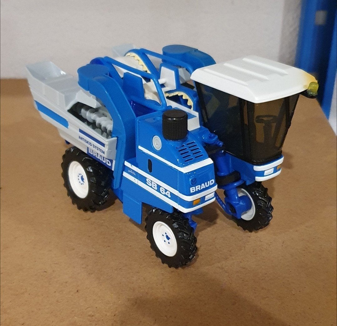 Siku Braud SB64 Druivenplukker Dealer Versie 1:32, Hobby en Vrije tijd, Modelauto's | 1:32, Ophalen of Verzenden, Tractor of Landbouw