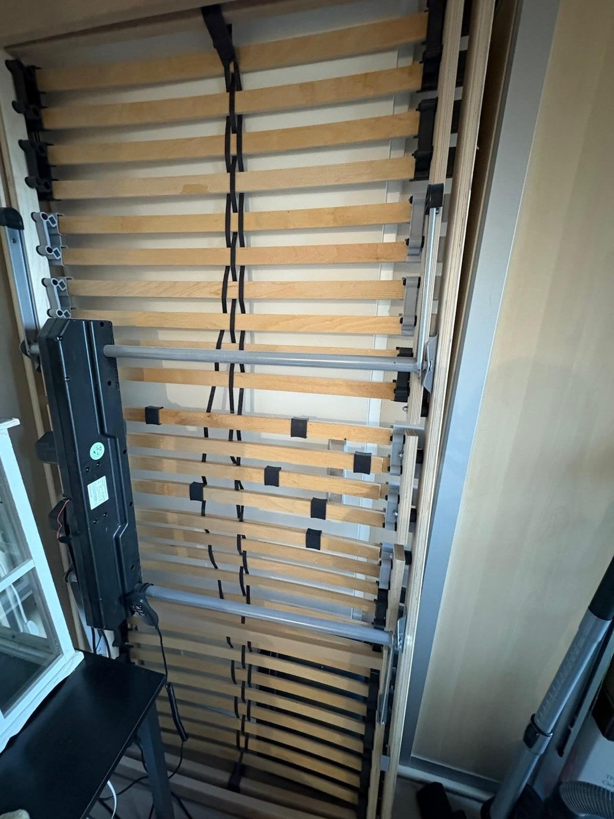 Electrische lattenbodem, Huis en Inrichting, Slaapkamer | Matrassen en Bedbodems, Ophalen, 90 cm, Eenpersoons, Zo goed als nieuw