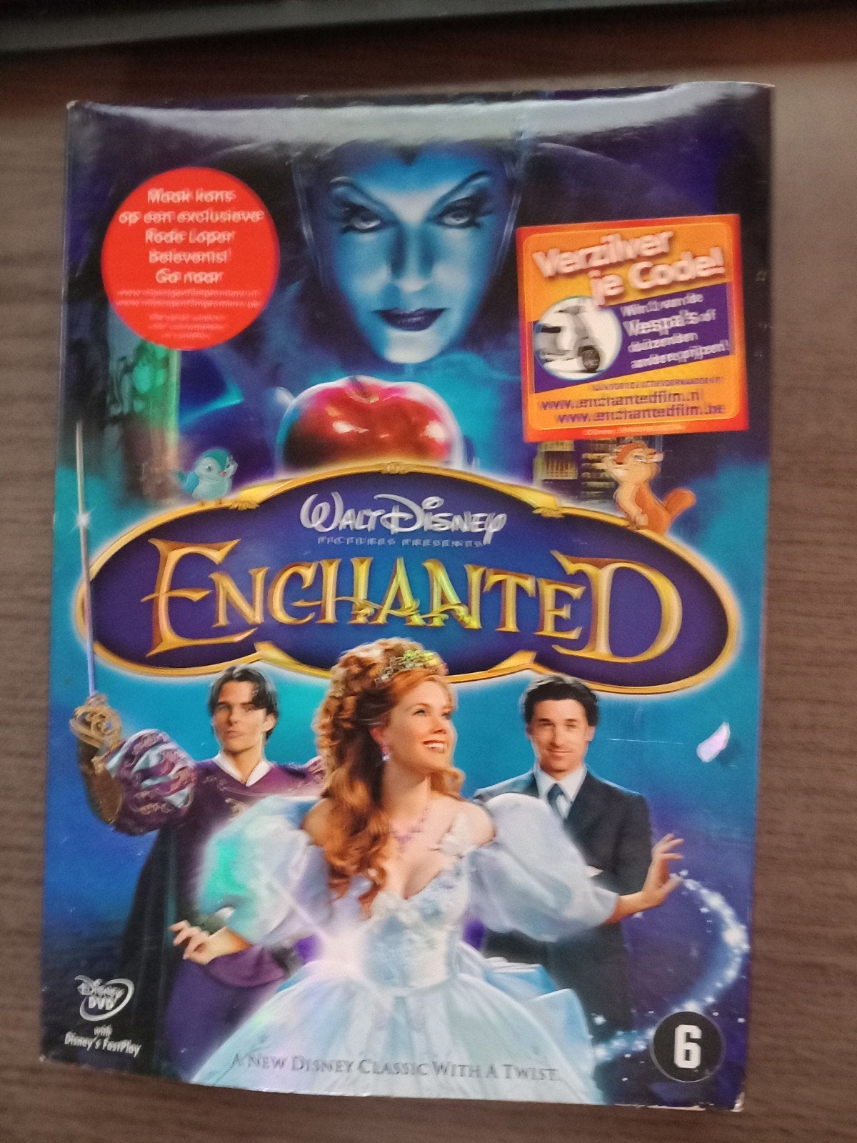 Disney's Enchanted DVD - Romantische Komedie, Ophalen of Verzenden
