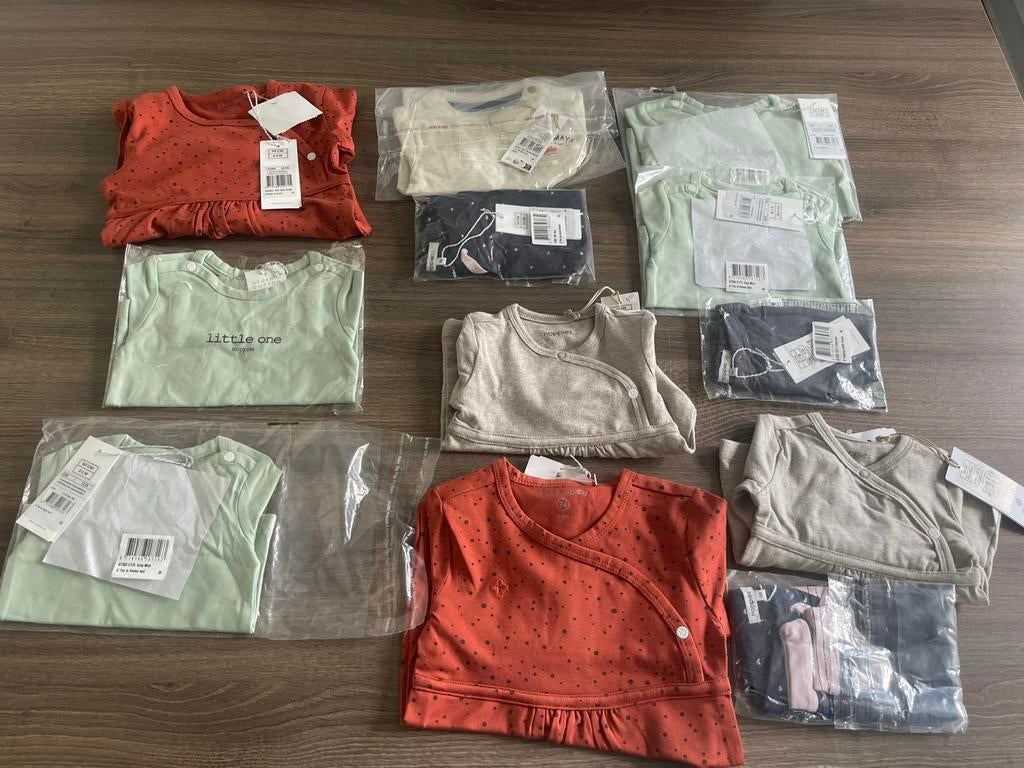 Partij kleding merk babykleding 50 stuks noppies, feetje, Ophalen of Verzenden, Nieuw, Maat 62