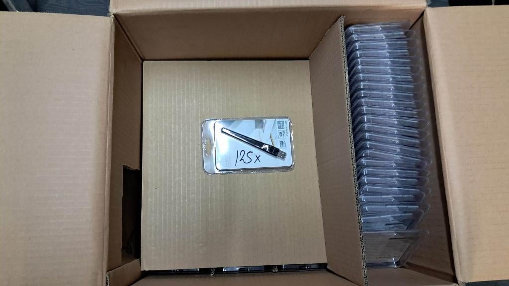 Partij 300 Konig Dual-Band wifi Adapters 2.4Ghz + 5Ghz Nieuw, Ophalen, Nieuw