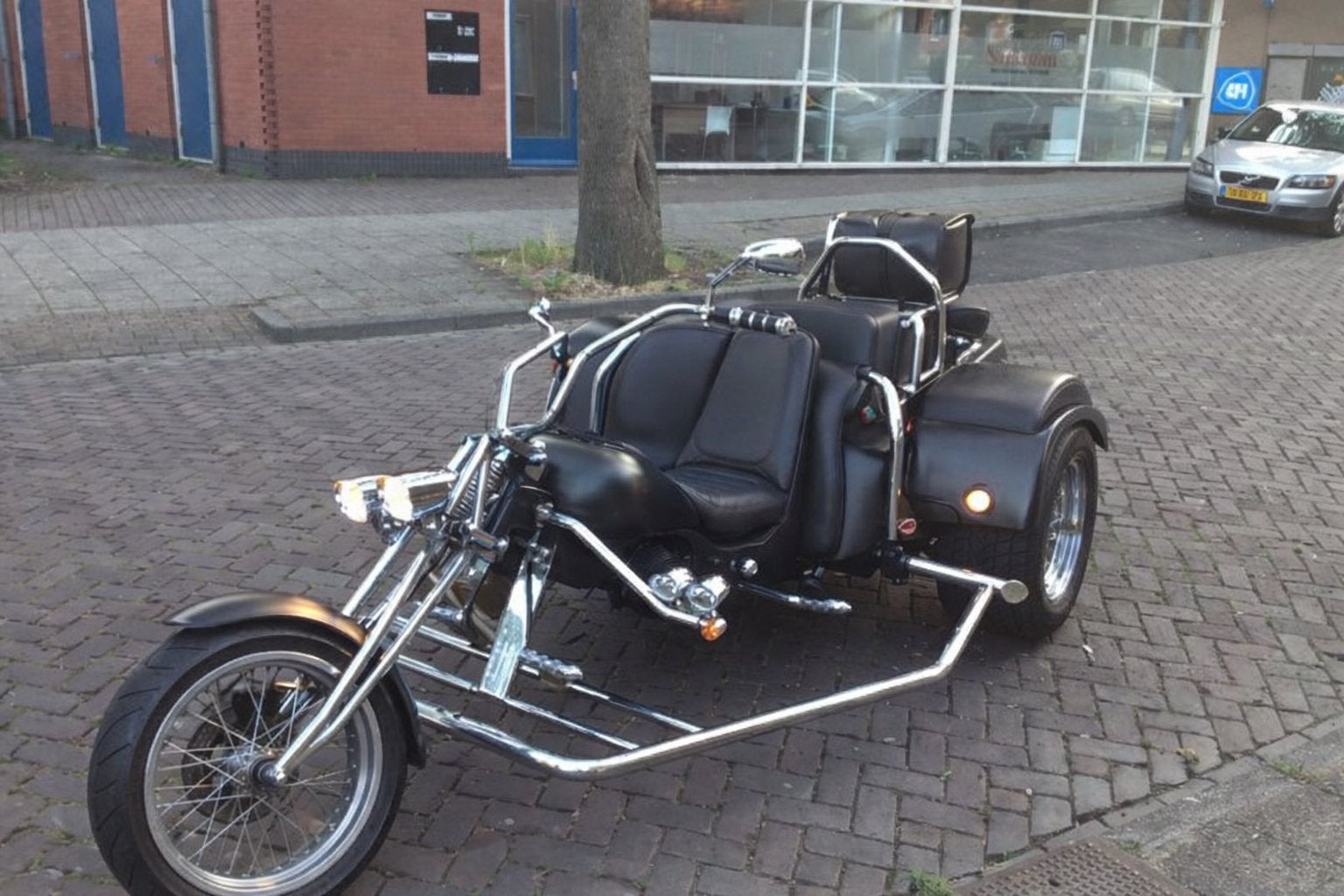 Unieke Trike - Krachtig en Comfortabel met Trailer, Motoren, Quads en Trikes