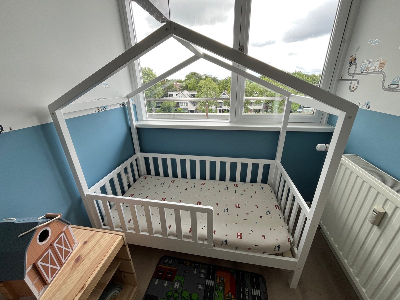 Wit Peuterbed met Lattenbodem en matras, Wit, Zo goed als nieuw, Hout, Eenpersoons