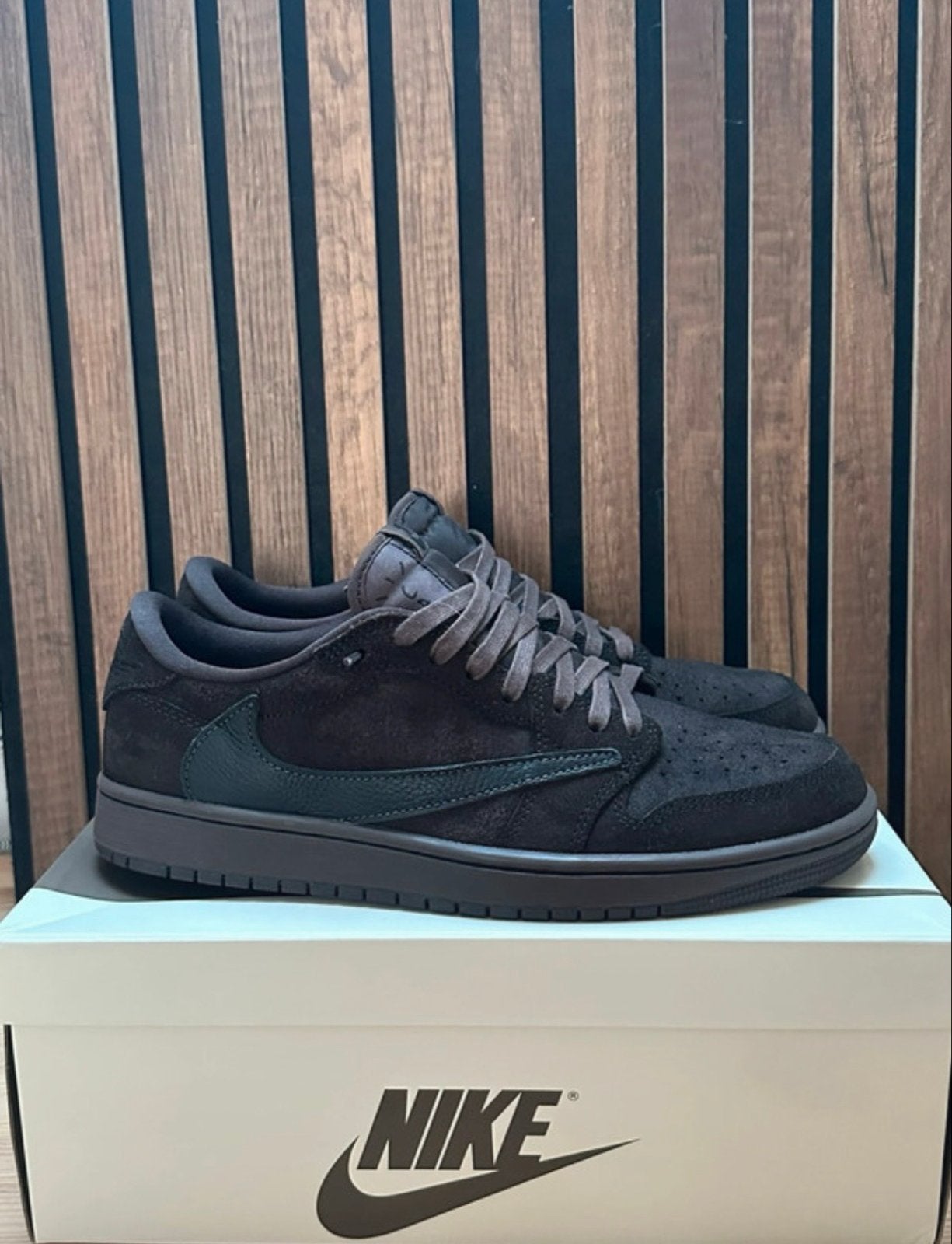 Travis Scott Brown Sneakers - Maat 38 - ophalen mogelijk, Ophalen of Verzenden, Zo goed als nieuw, Bruin, Sneakers of Gympen