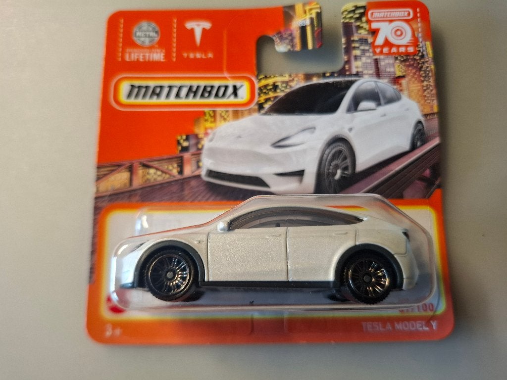 Matchbox 89 - Tesla Model Y [wit] 1/60 MIB, Ophalen of Verzenden, Nieuw, Auto