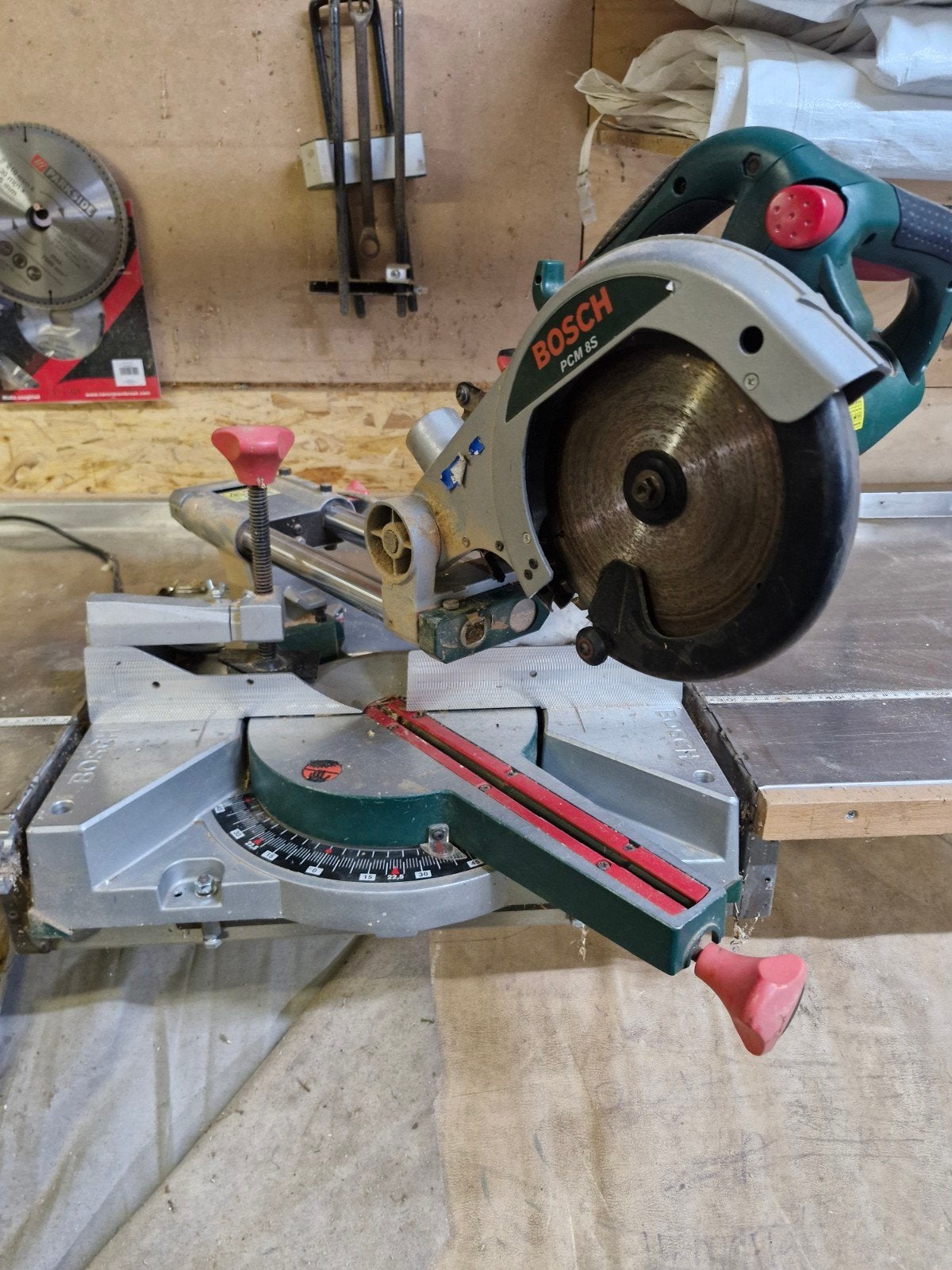 Bosch PCM 8S Afkortzaag -  met rvs werktafel, Ophalen, Gebruikt, Afkortzaag, 30 tot 70 mm
