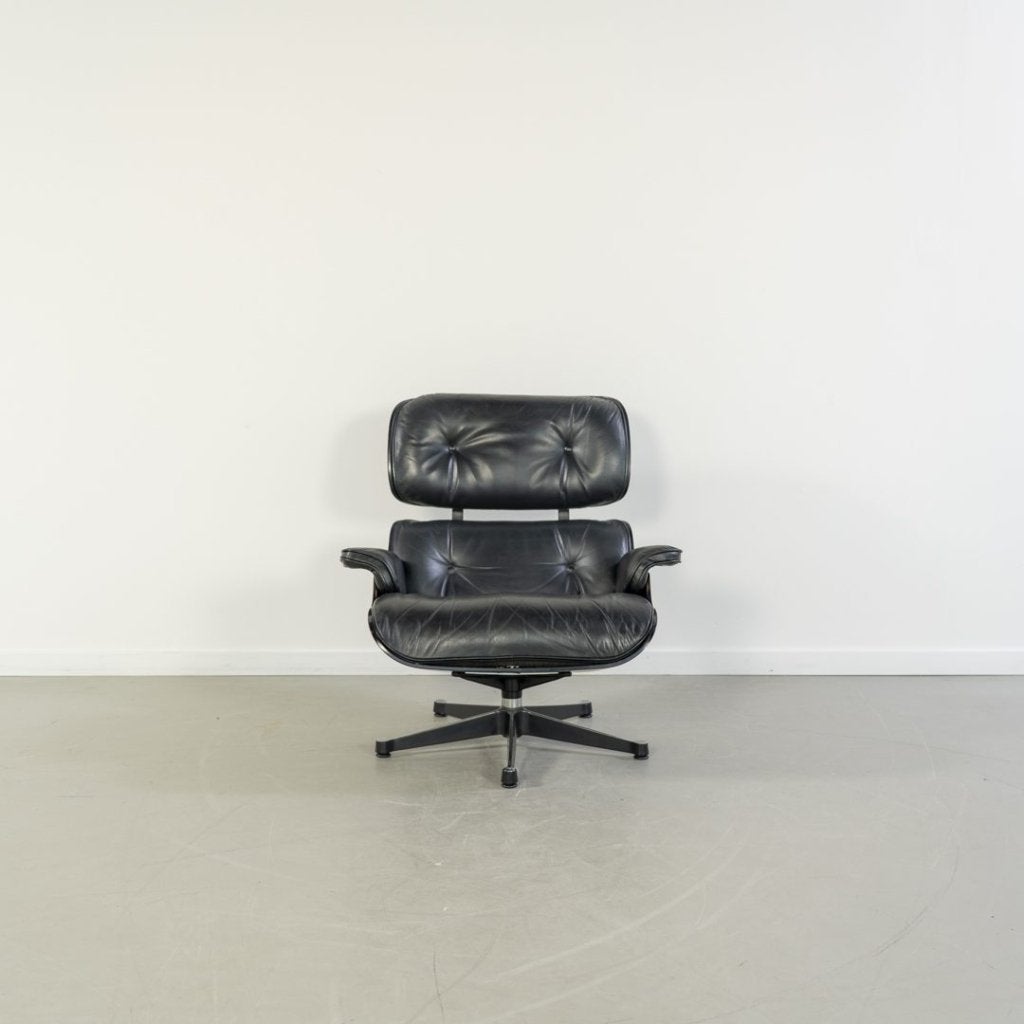 Vitra Lounge Chair Nero Leer/Essenhout Klassiek, Huis en Inrichting, Fauteuils, Niet ingevuld, Zo goed als nieuw, Niet ingevuld