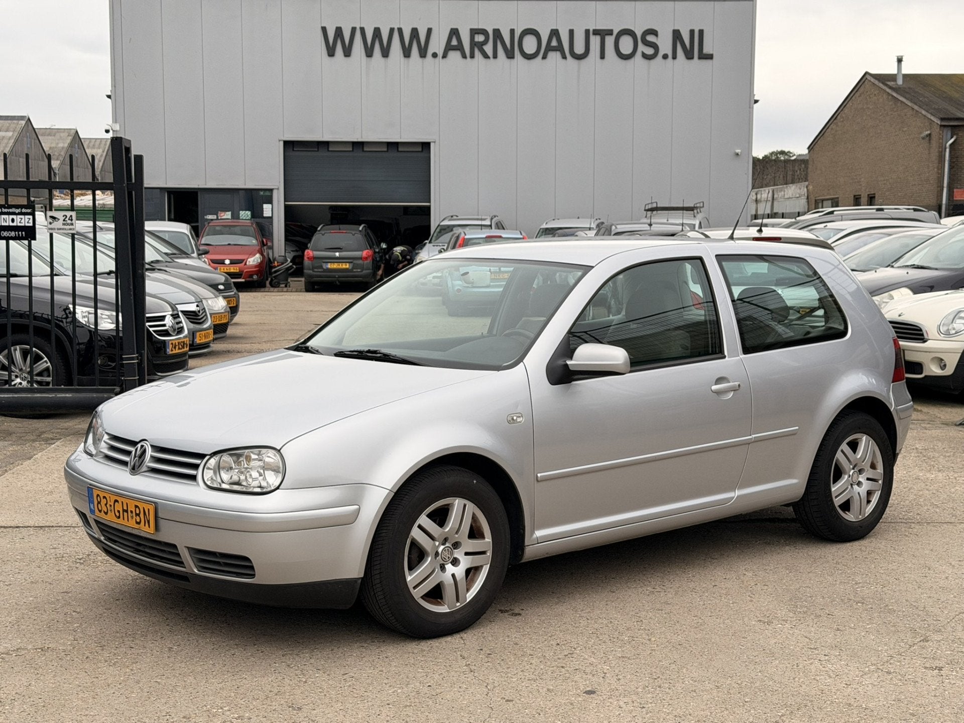 Volkswagen Golf 1.6-16V Highline, APK TOT 11-09-27, AIRCO(CL, Auto's, Voorwielaandrijving, Volkswagen, Bedrijf, Handgeschakeld