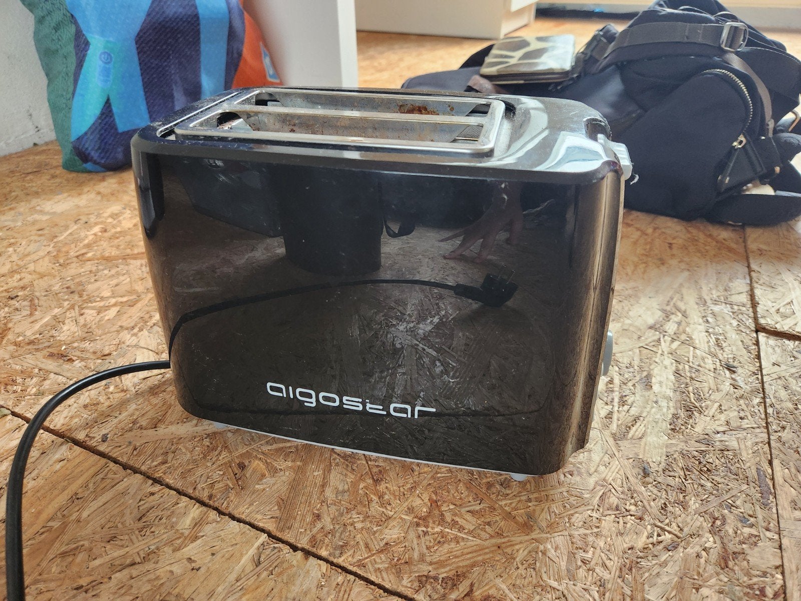 Aigostar Toaster 750W - Zwart, Witgoed en Apparatuur, Broodroosters, Ophalen, Gebruikt
