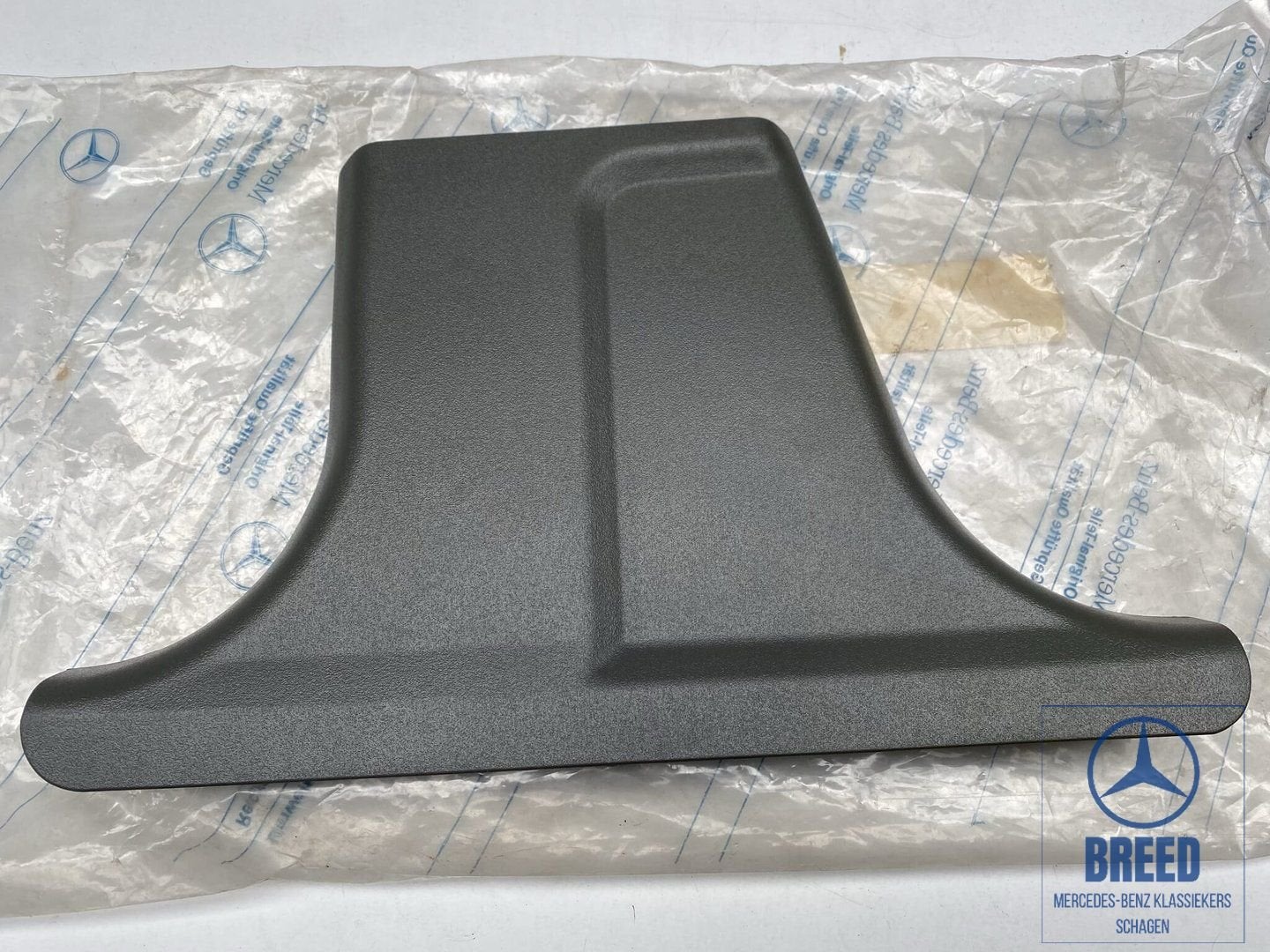 NOS afdekking B-Stijl links grijs Mercedes W202 C-Klasse, Auto-onderdelen, Interieur en Bekleding, -, Nieuw, Ophalen of Verzenden