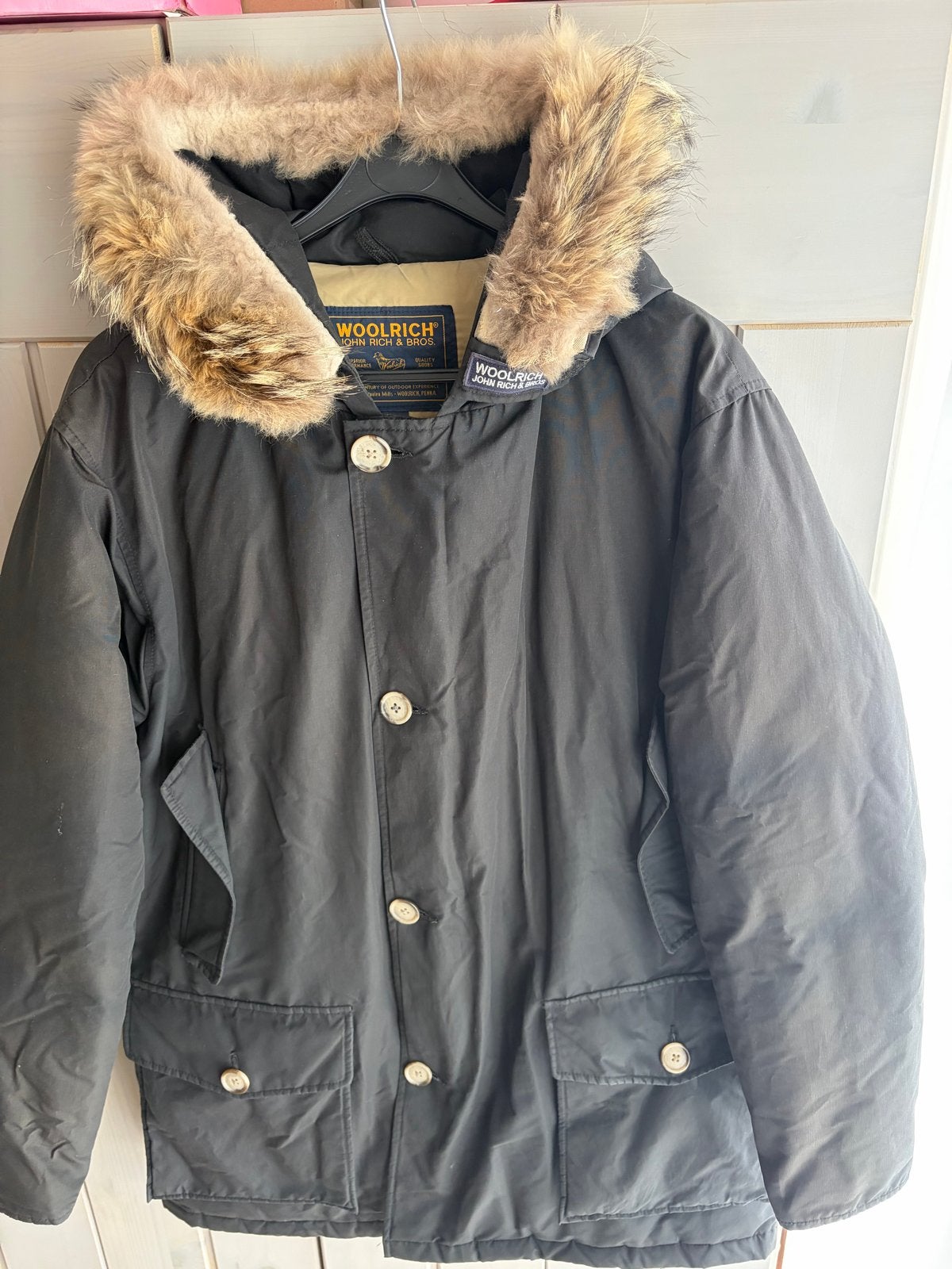 Woolrich Arctic Parka - Zwart met bontkraag, Ophalen of Verzenden, Gedragen, Maat 48/50 (M), Zwart