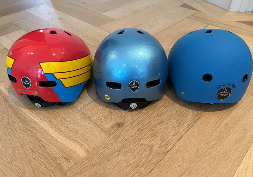 Nutcase kinderhelm x 3, Ophalen, Gebruikt, Jongen of Meisje, Nutcase