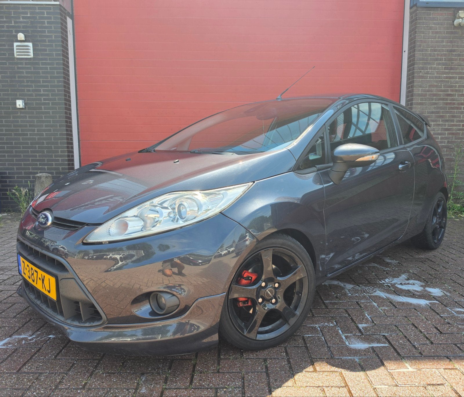 Ford Fiësta 1.6 sport st line Ti-vct 88KW3DR 2008 Grijs, Auto's, Ford, 1596 cc, 31 €/maand, 4 cilinders, Handgeschakeld
