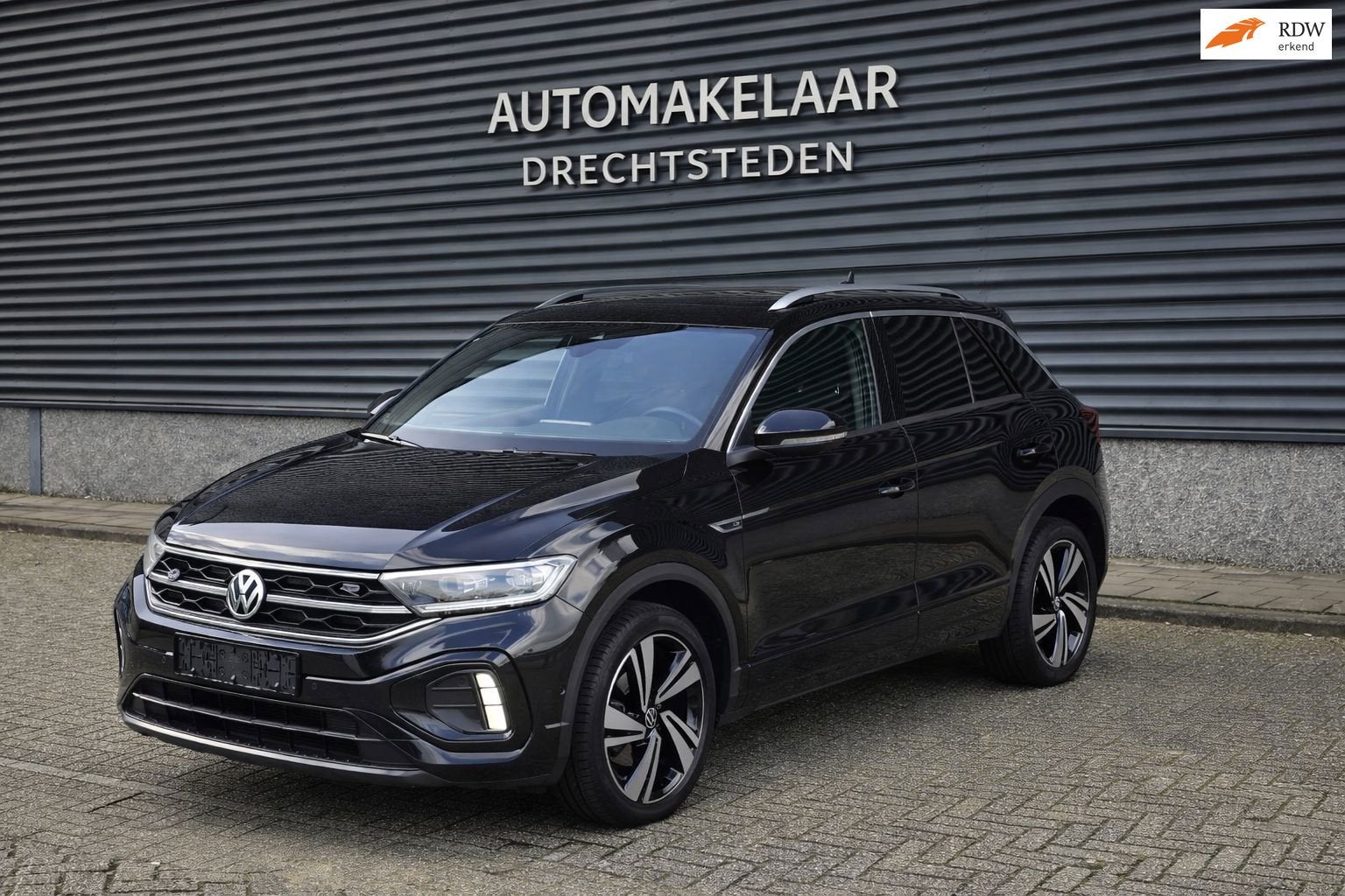 Volkswagen T-ROC 1.5 TSI R-Line Carpass/Pano/Massage/DSG/Key, Automatische klimaatregeling, Euro 6, 4 cilinders, 150 pk