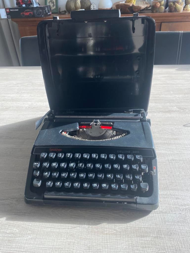 Brother deluxe 220 typemachine, Diversen, Typemachines, Ophalen of Verzenden, Zo goed als nieuw