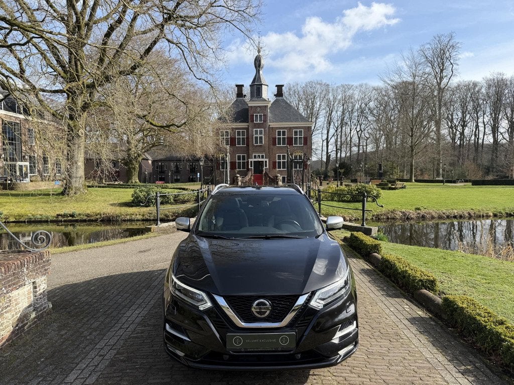 Nissan Qashqai 1.3 DIG-T Tekna + | Pano | Bose | Leder | 360, Auto's, Nissan, Gebruikt, 4 cilinders, 1290 kg, Zwart