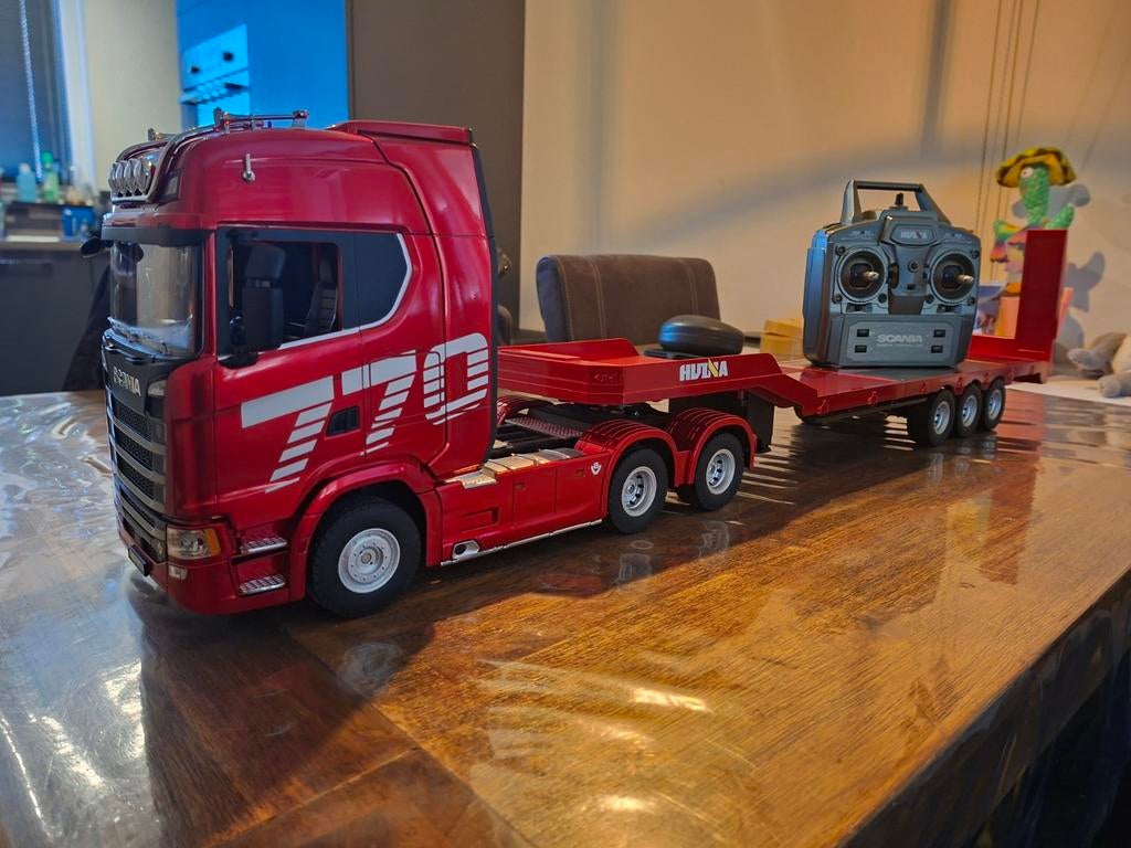 Huina scania met dieplader, Ophalen of Verzenden, Nieuw, Bus of Vrachtwagen, Wsi