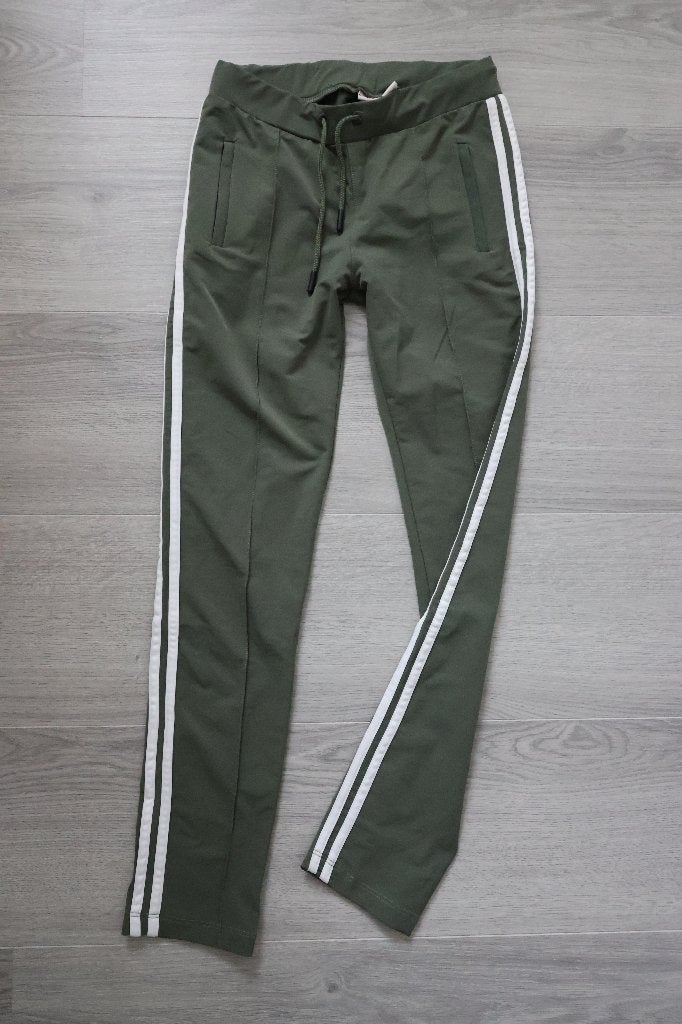 Als nieuw Street Called madison broek groen 140, Kinderen en Baby's, Kinderkleding | Maat 140, Meisje, Street Called Madison, Zo goed als nieuw