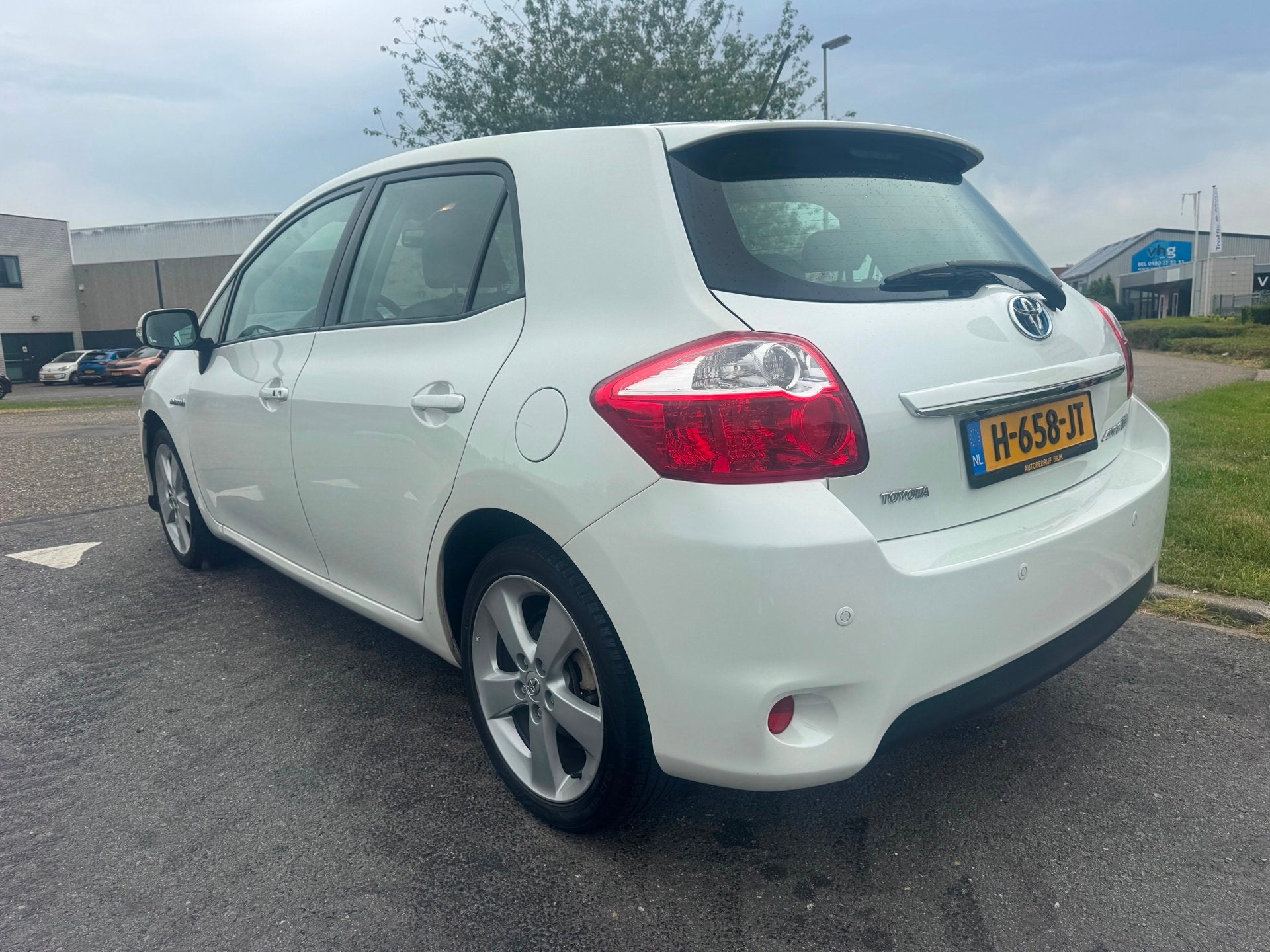 Toyota Auris | 2011 | 1.8 Full Hybrid Executive | Automaat |, Euro 5, Gebruikt, 4 cilinders, Wit
