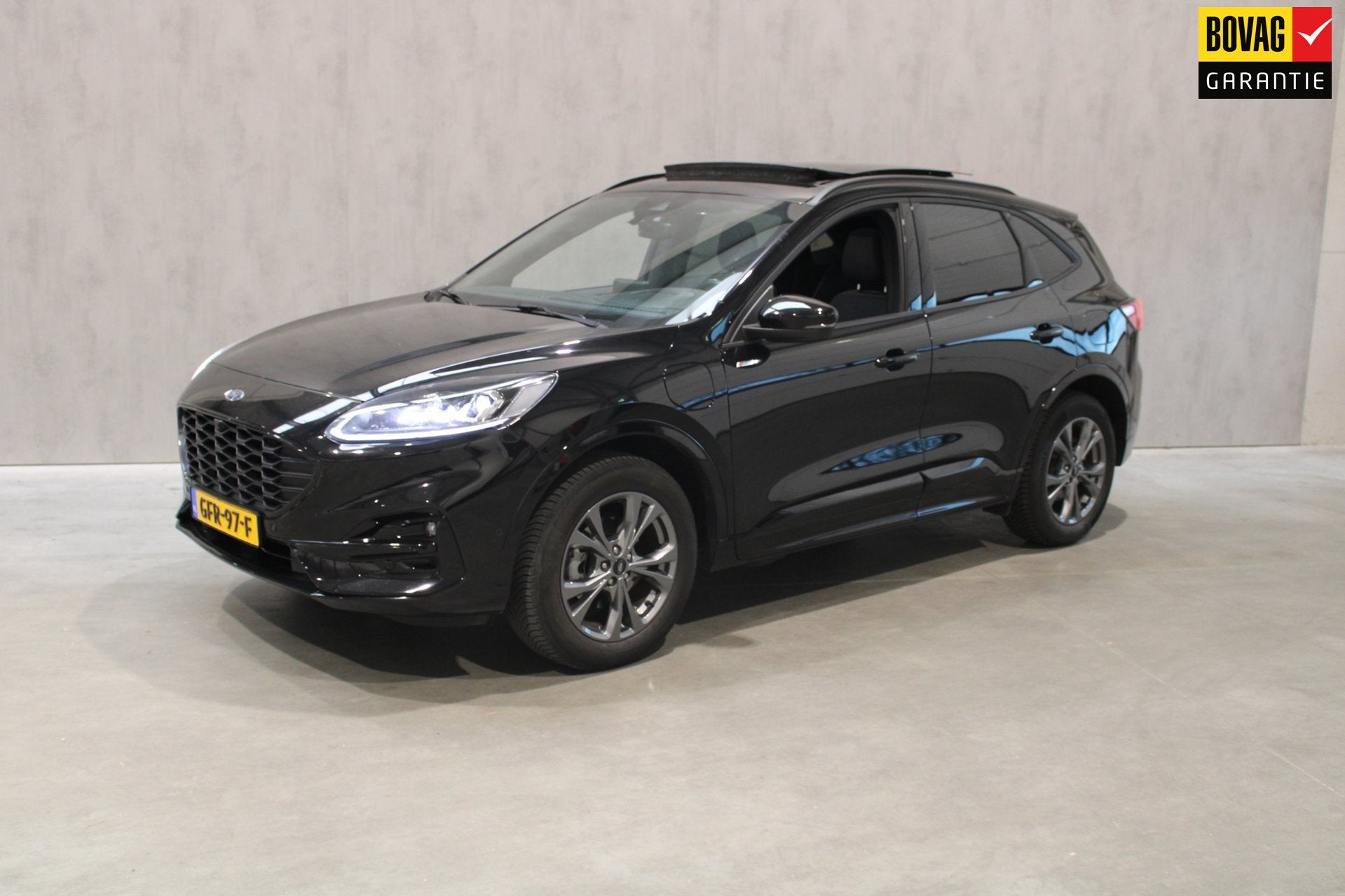 Ford Kuga 2.5 PHEV ST-Line Panoramadak/Camera/PDC/Trekhaak p, Auto's, 12 maanden, 14 kWh, Gebruikt, Euro 6