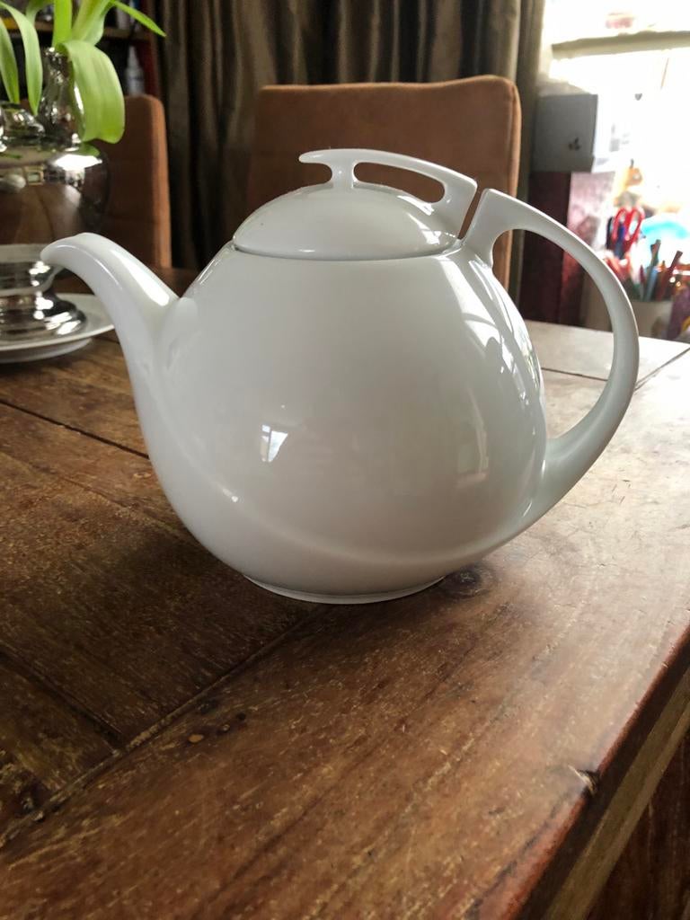 Theepot Seltmann Weiden - Wit Porselein met theemuts, Overige typen, Ophalen of Verzenden, Zo goed als nieuw, Effen