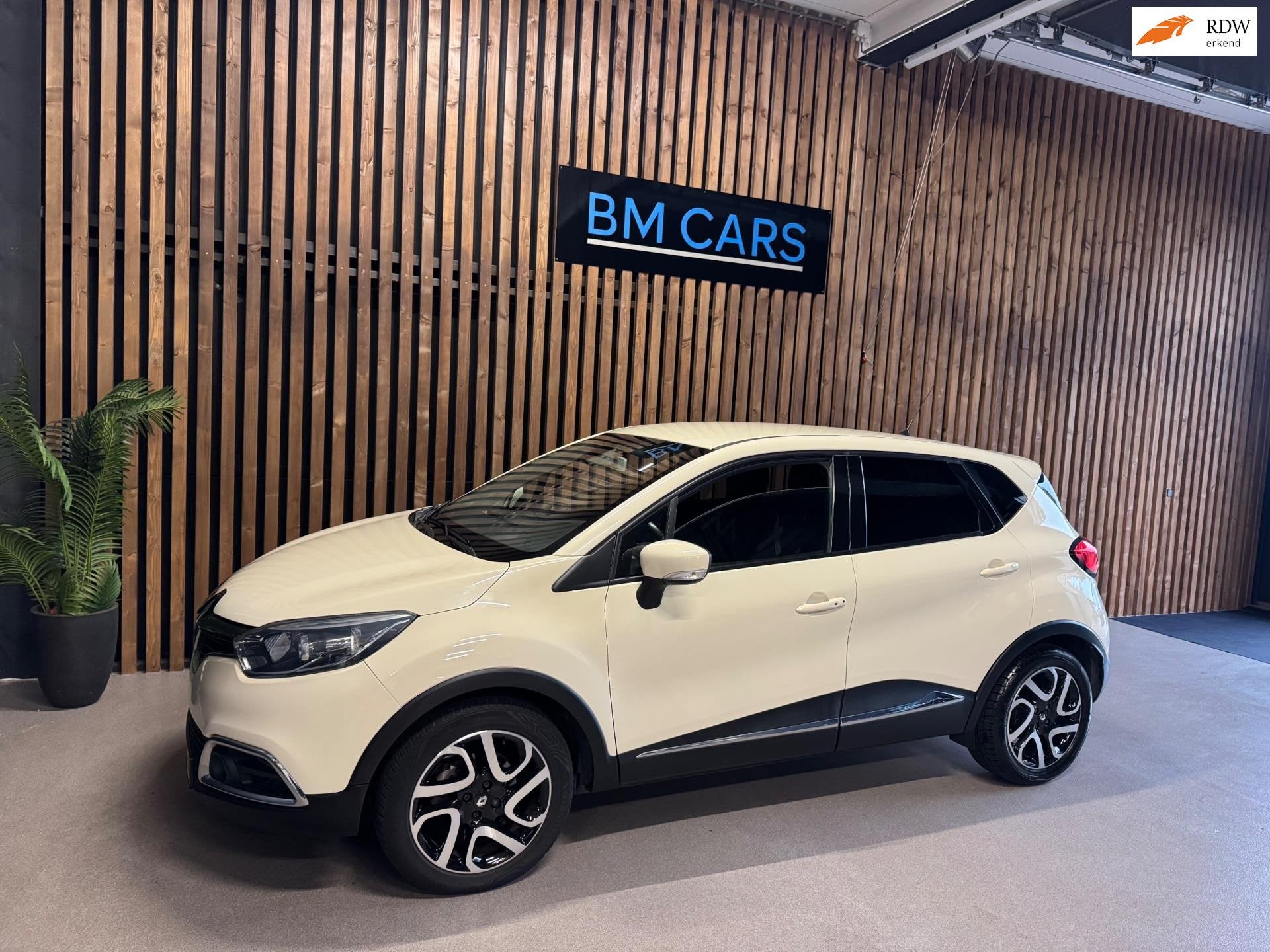 Renault Captur 1.2 TCe Dynamique AUTOMAAT, Navi,Trkhaak, Auto's, Renault, Euro 5, 4 cilinders, Geel, 19 km/l