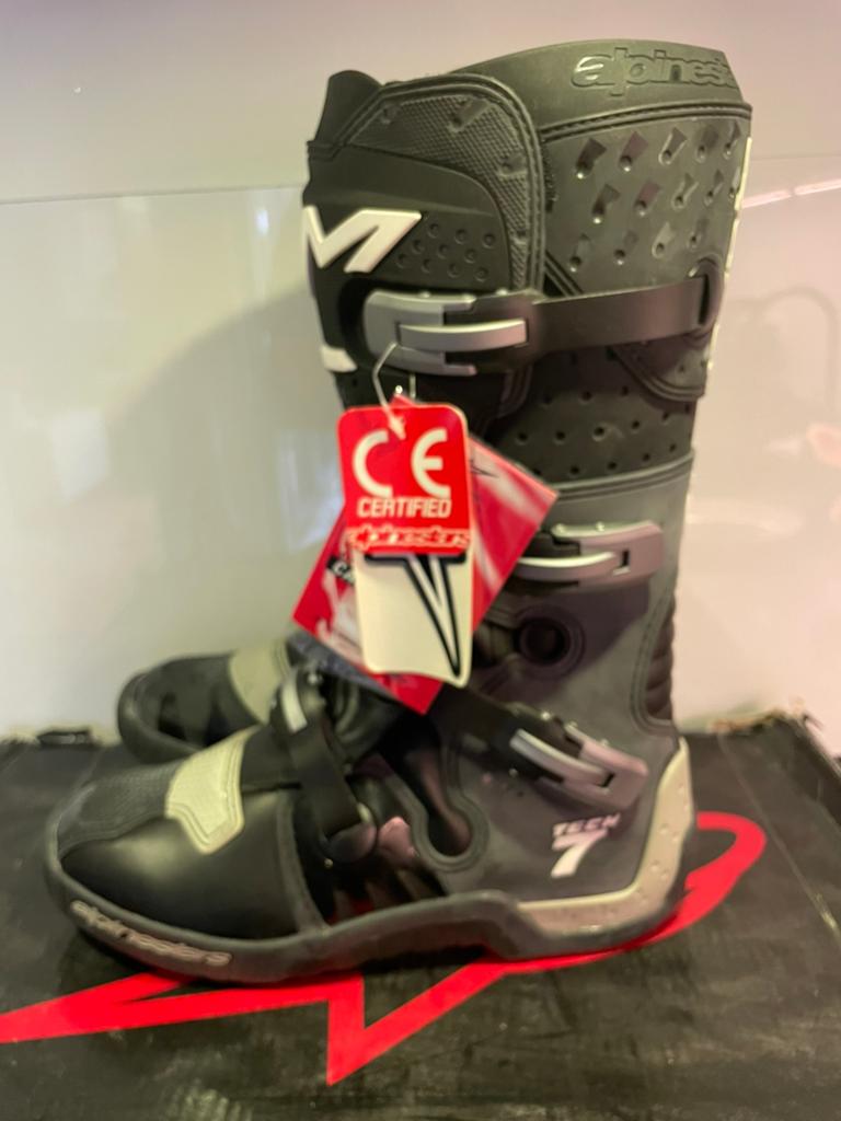 Alpinestars tech 7 Crosslaarzen nieuw maat 48-47, Motoren, Kleding | Motorkleding, Ophalen of Verzenden, Nieuw met kaartje, Laarzen