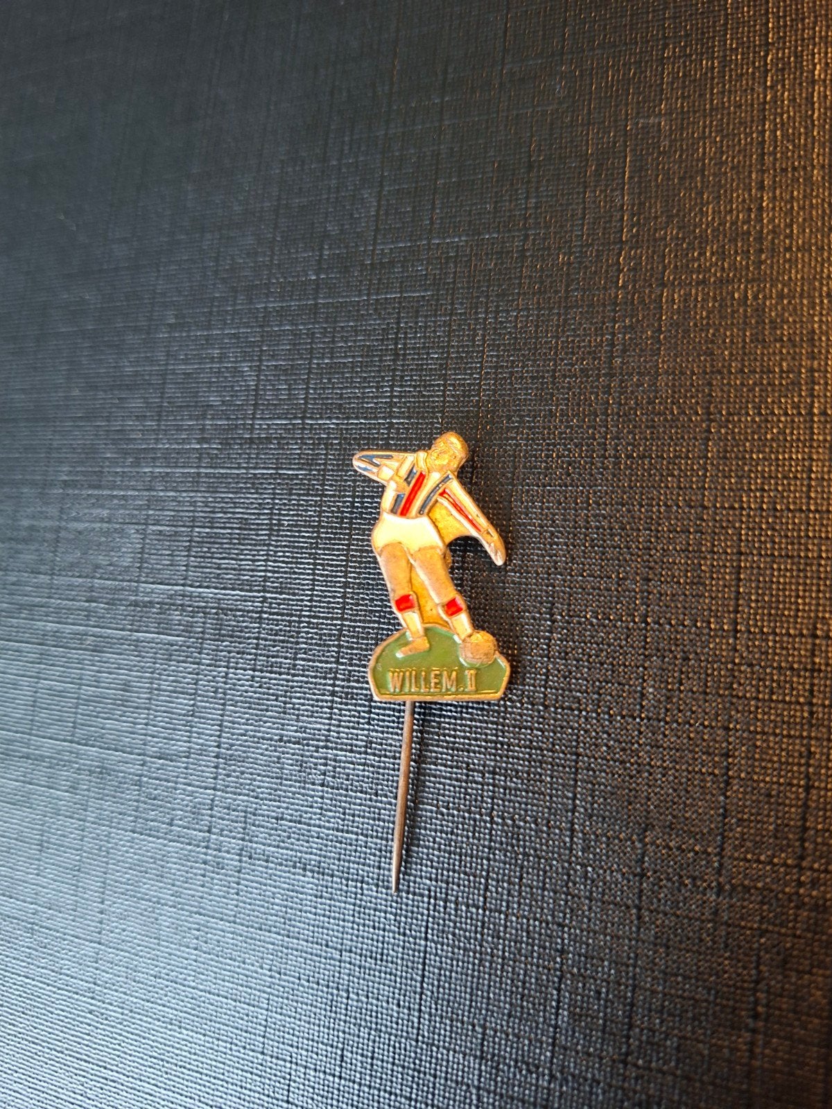 Vintage Willem II Voetbal Speldje, Verzamelen, Ophalen of Verzenden, Gebruikt, Sport, Speldje of Pin