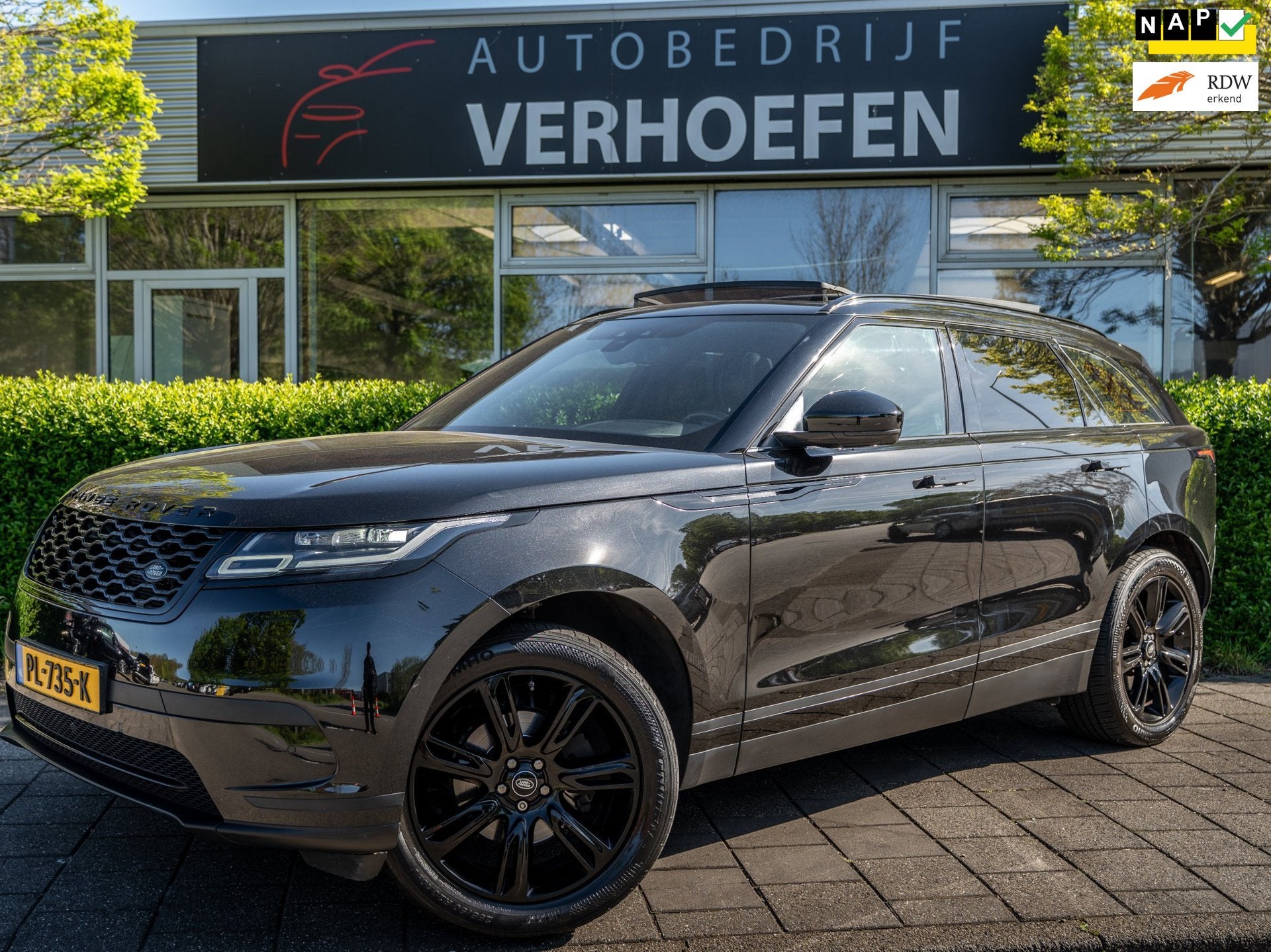 Land Rover Range Rover Velar 2.0 I4 Turbo AWD R-Dynamic SE -, Auto's, Land Rover, Gebruikt, Euro 6, 4 cilinders, Adaptive Cruise Control