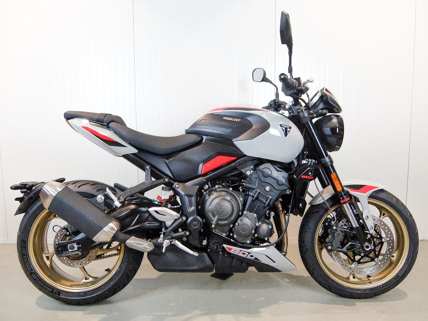 TRIUMPH TRIDENT 800 (bj 2026), Motoren, Motorrijbewijs A, Bedrijf, Onbekend, Onbekend