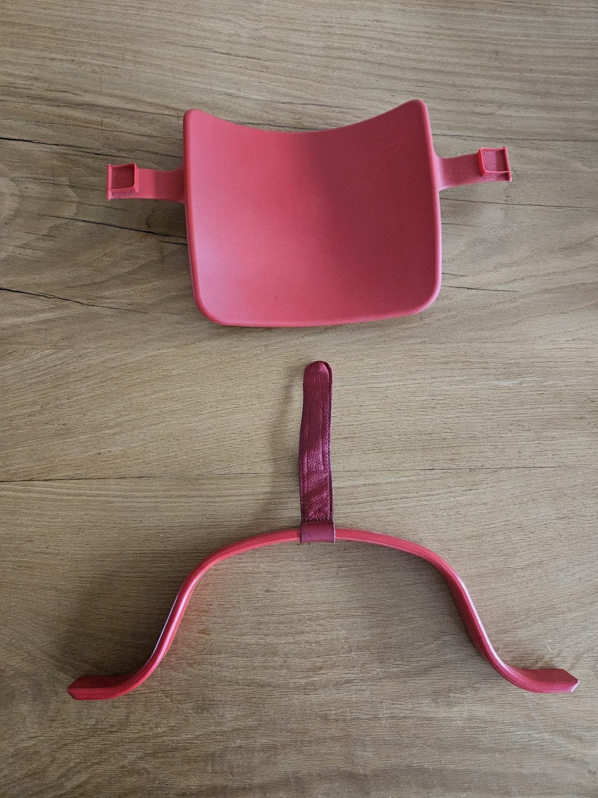 Stokke Tripp Trapp Baby Set v1 - Rood, Ophalen of Verzenden, Gebruikt, Meegroeistoel, Gordel(s)