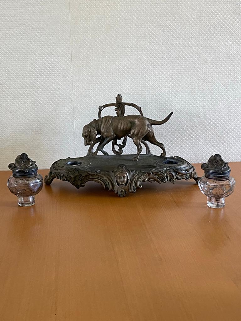 Antieke bronzen inktstel met jachthond en inktglazen, Ophalen of Verzenden