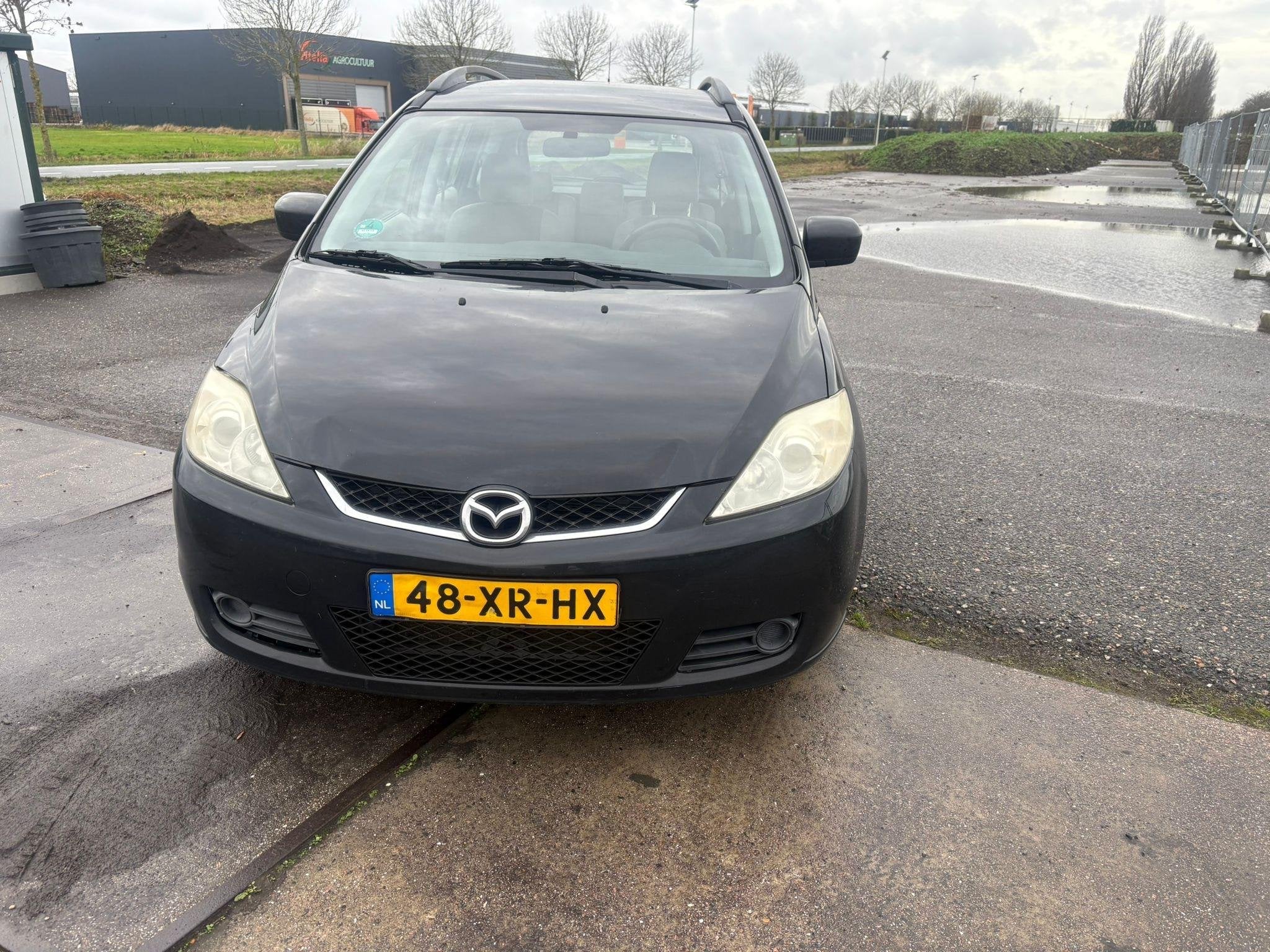 Mazda 5 1.8 Touring EXPORT ONLY!, Auto's, Stof, Gebruikt, 4 cilinders, Zwart