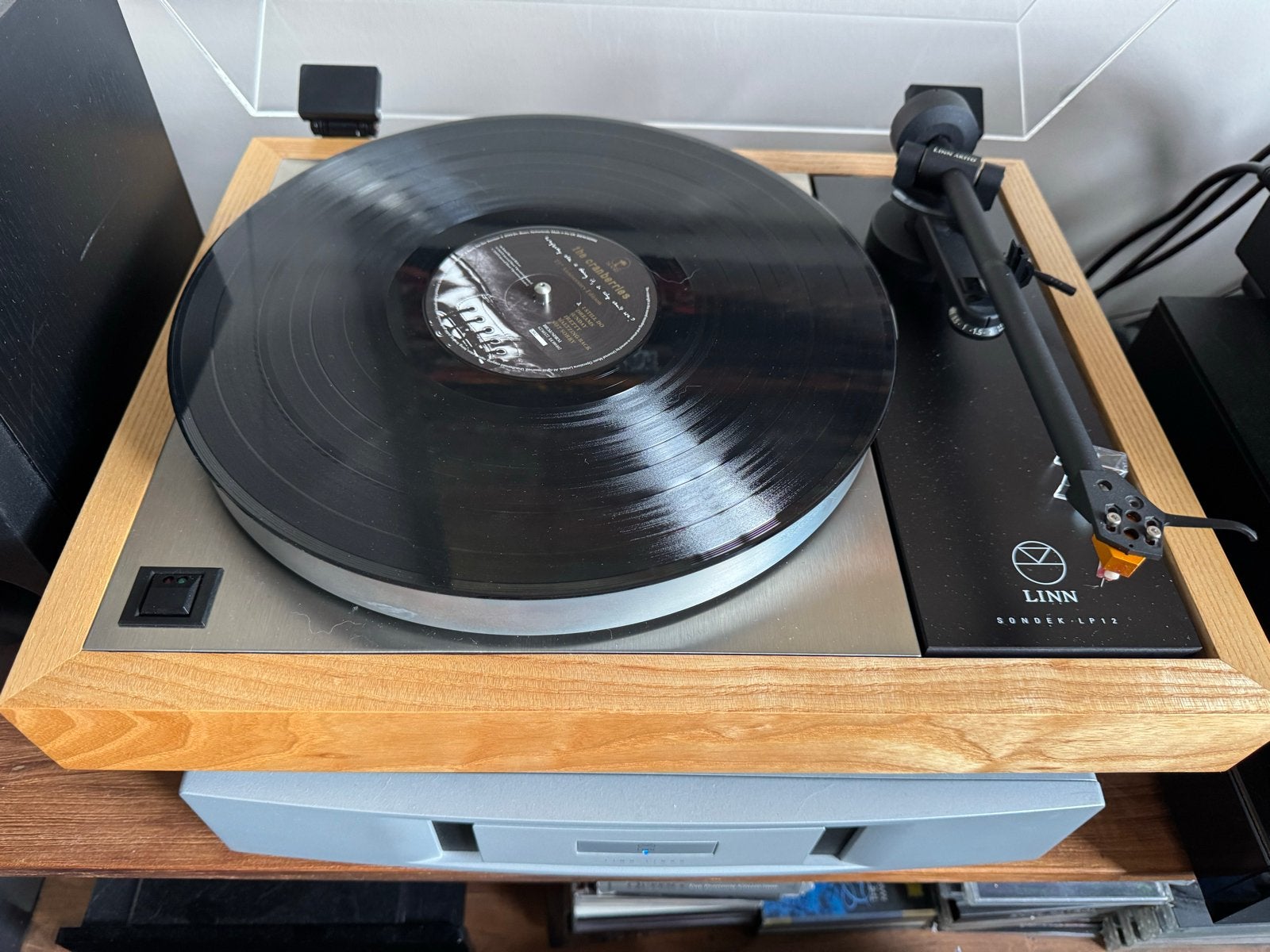 Linn LP12 Sondek Platenspeler met Linn Akito, Ophalen, Zo goed als nieuw, Platenspeler, Overige merken