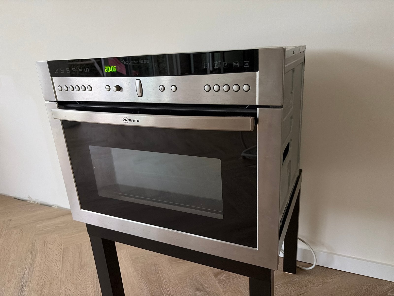 Neff Inbouw Oven met Hete Lucht en Grill Functie, Ophalen, Hete lucht, Zo goed als nieuw, Oven met grill